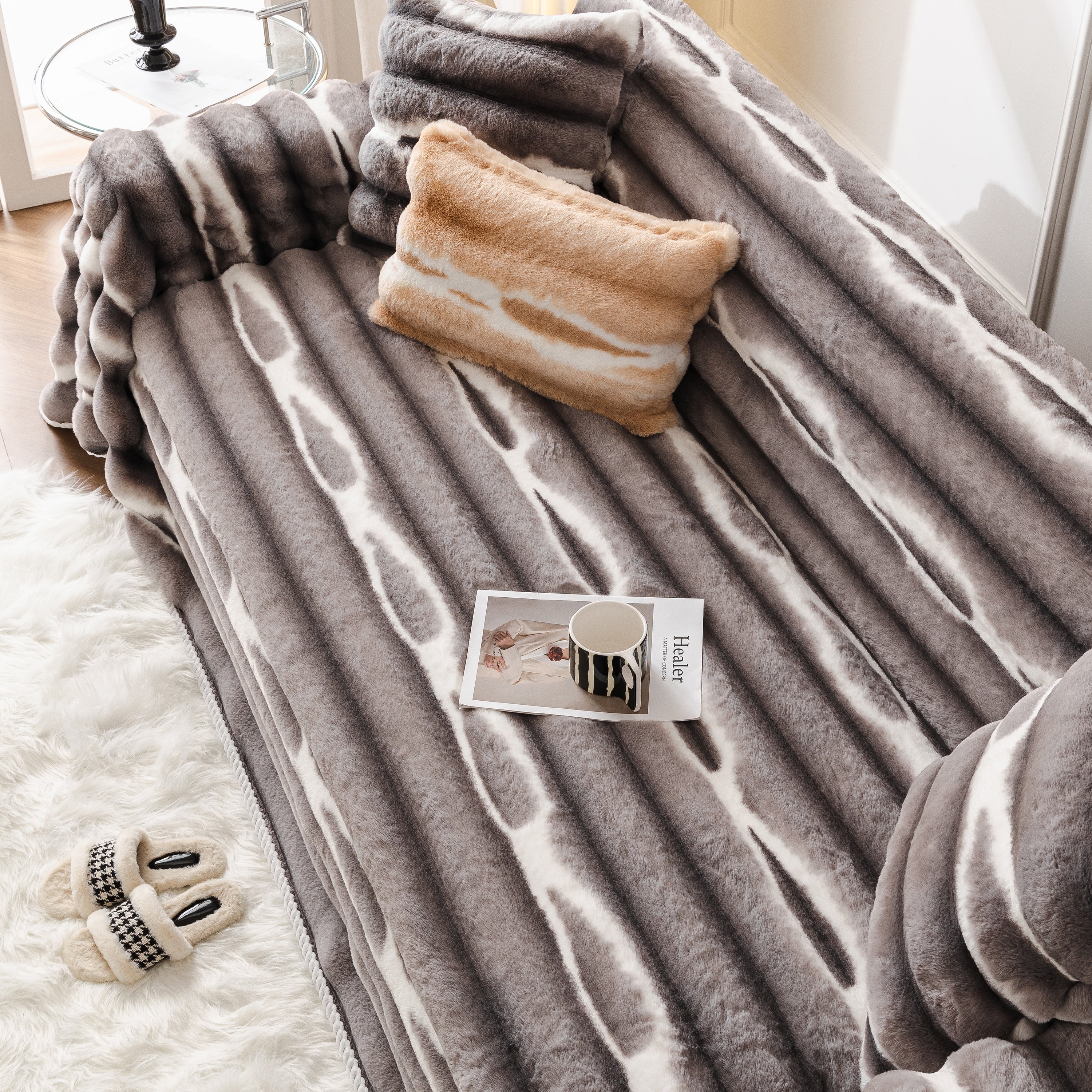 Ultra Soft Faux Fur Couch Cover – Large, Fluffy, and Elegant Sofa Throw Blanket - Image 60