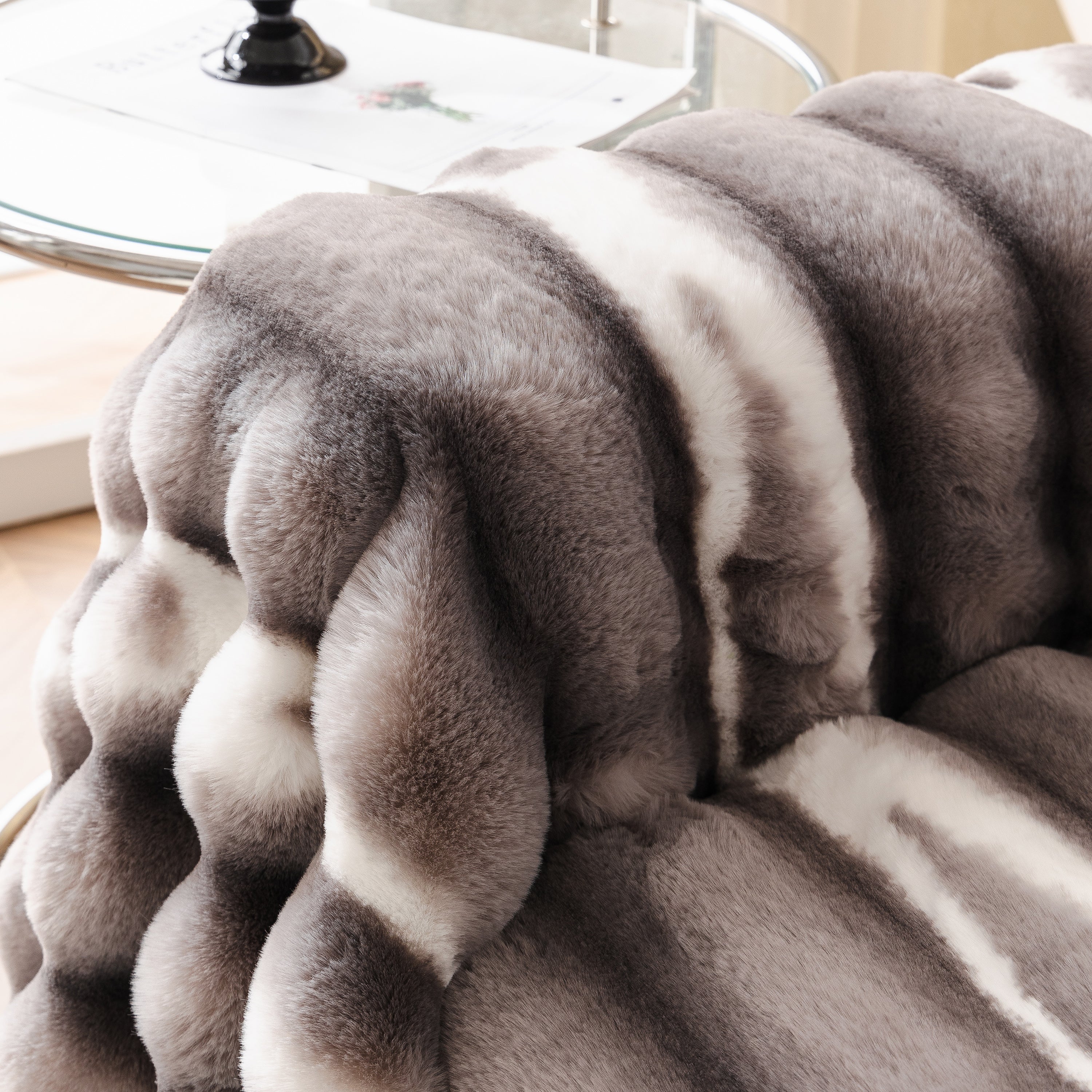 Ultra Soft Faux Fur Couch Cover – Large, Fluffy, and Elegant Sofa Throw Blanket - Image 73