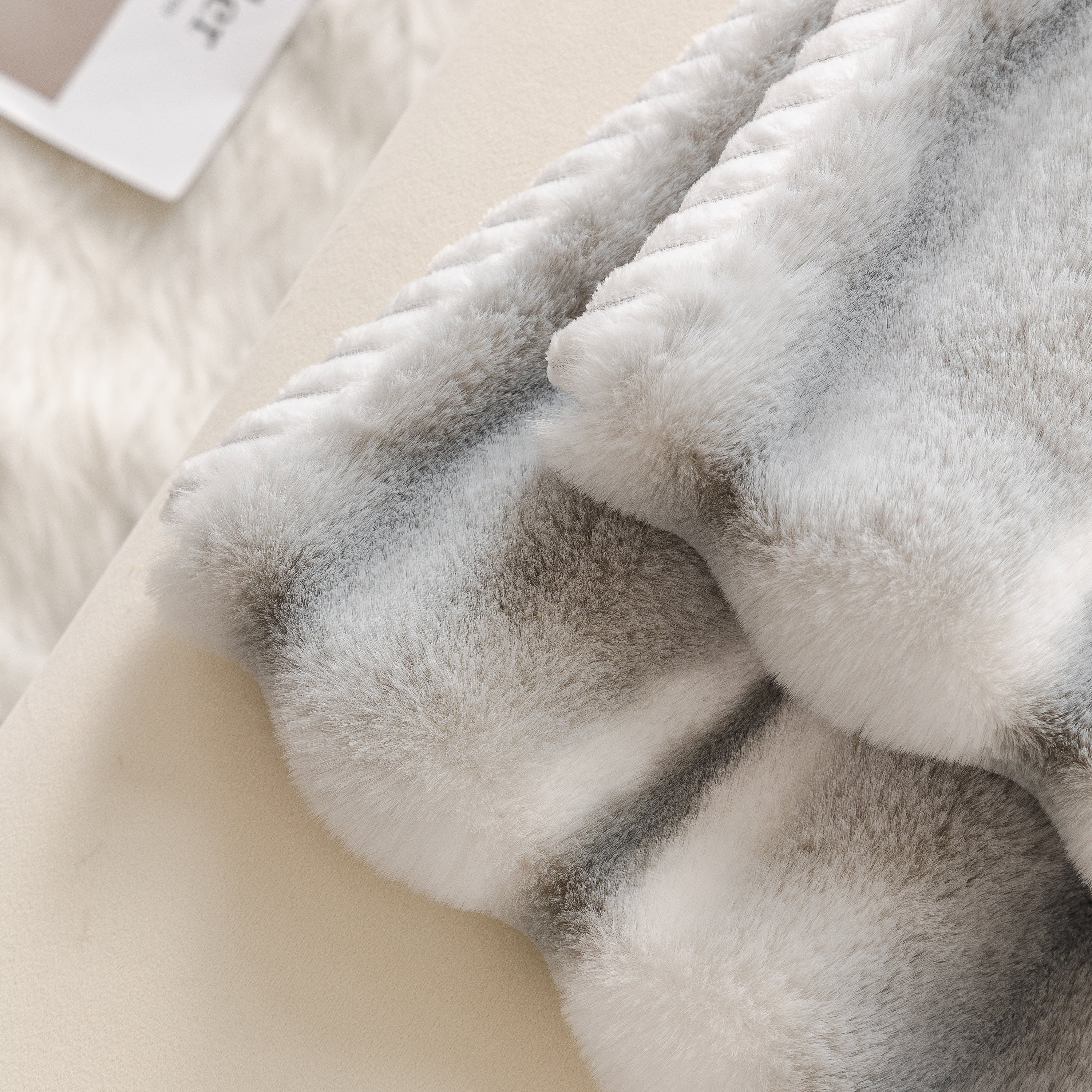 Ultra Soft Faux Fur Couch Cover – Large, Fluffy, and Elegant Sofa Throw Blanket - Image 8