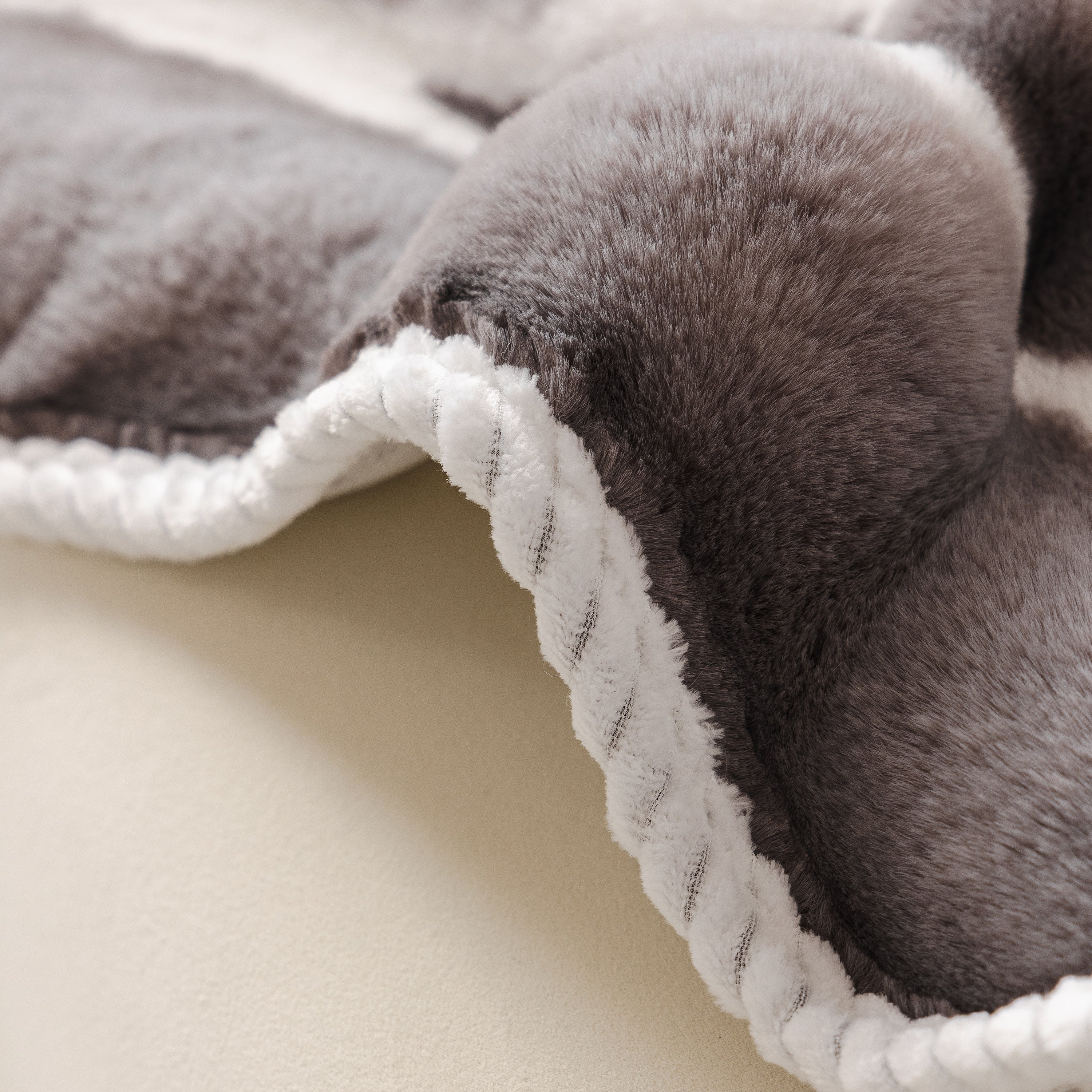 Ultra Soft Faux Fur Couch Cover – Large, Fluffy, and Elegant Sofa Throw Blanket - Image 81