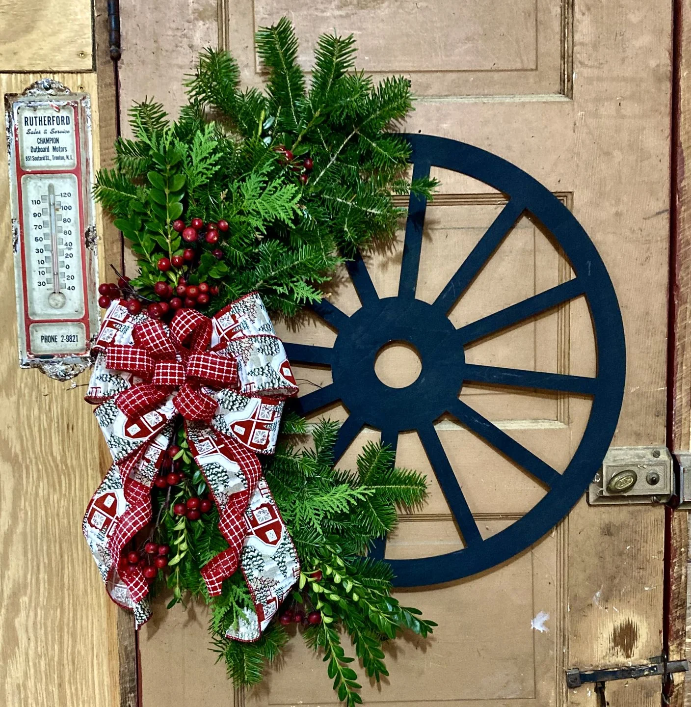 Unfinished Wood Wagon Wheel Shape | Rustic Farmhouse | DIY Craft Cutout | Up to 24" - Image 6
