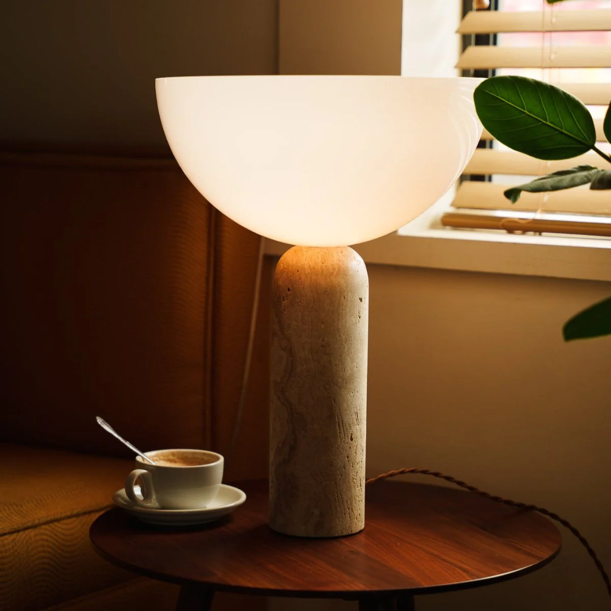 Uria Table Lamp - Image 5