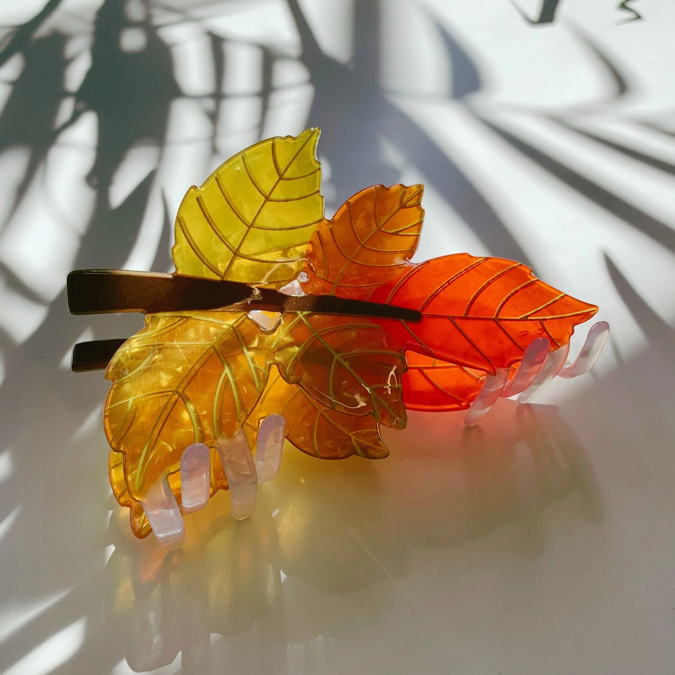 Velvet Claws Autumn Leaf Hair Clip - Image 2