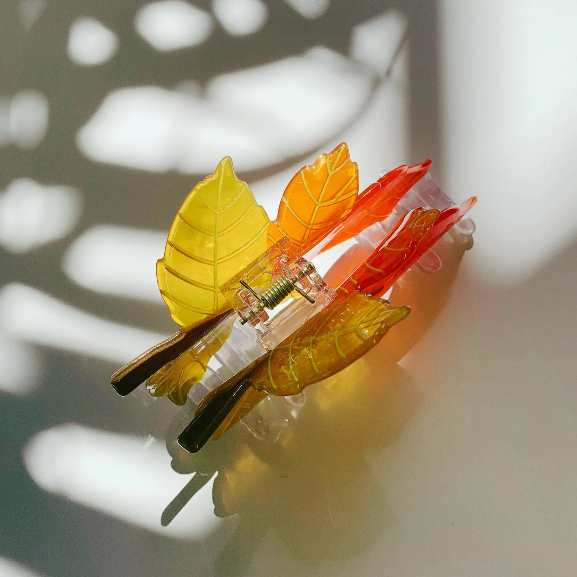 Velvet Claws Autumn Leaf Hair Clip - Image 3