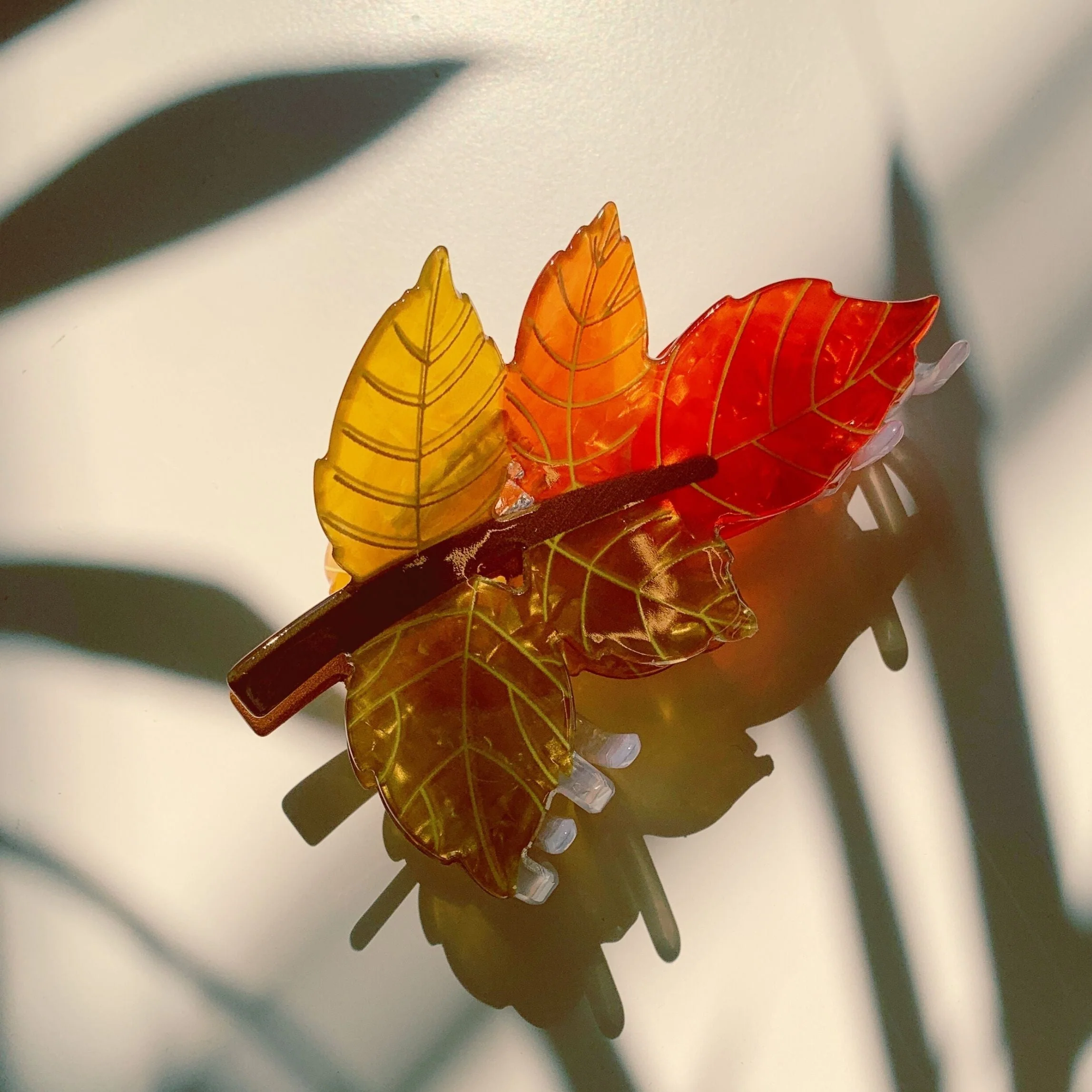 Velvet Claws Autumn Leaf Hair Clip - Image 6