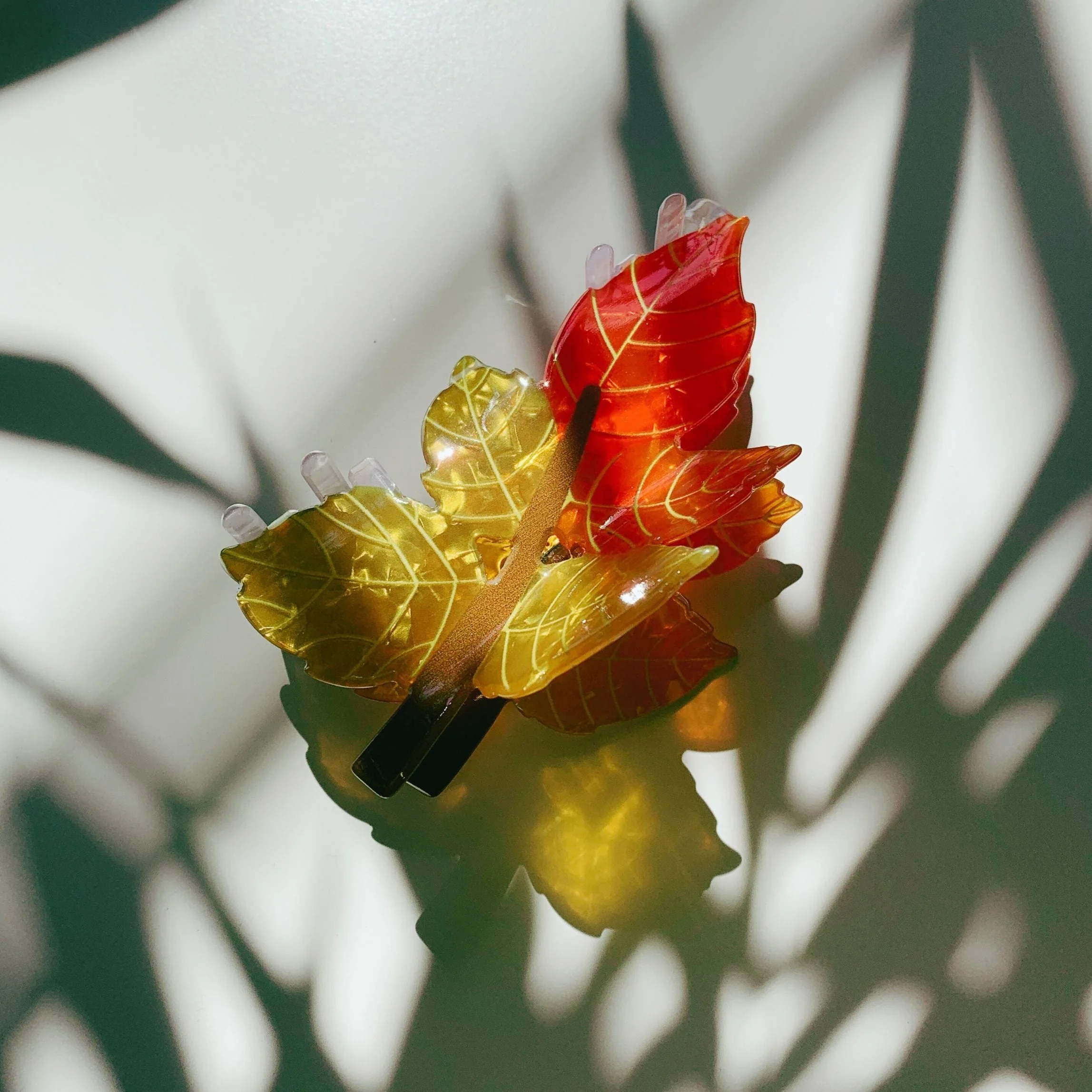 Velvet Claws Autumn Leaf Hair Clip - Image 9