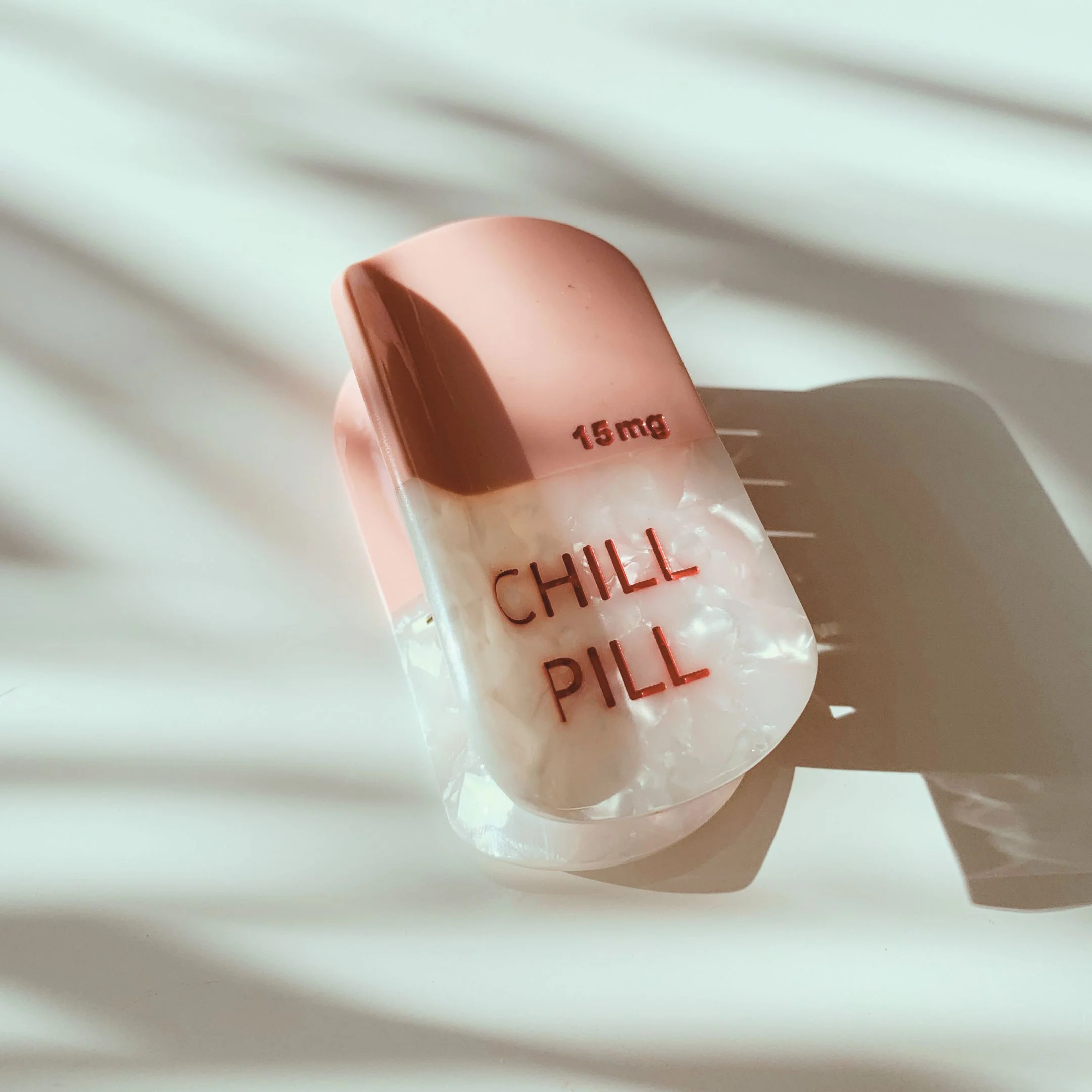 Velvet Claws Chill Pill Hair Claw - Image 11
