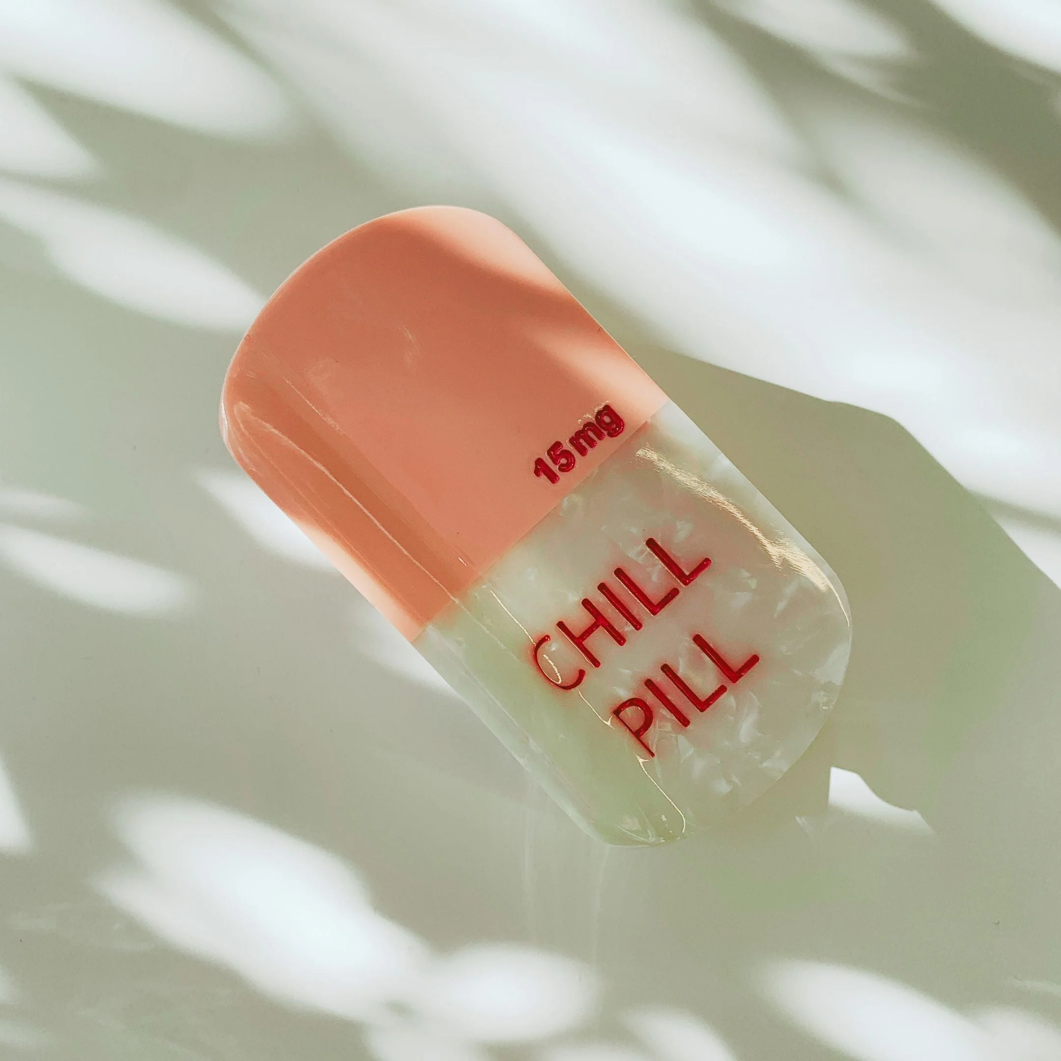 Velvet Claws Chill Pill Hair Claw - Image 4