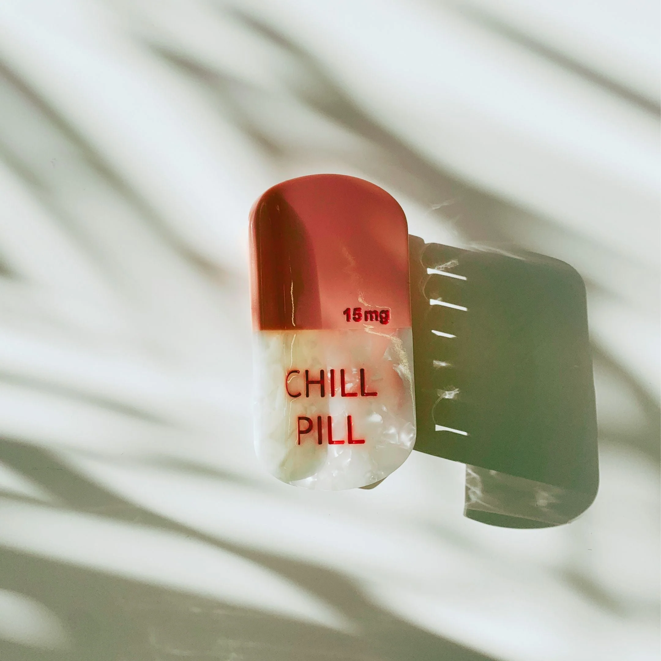 Velvet Claws Chill Pill Hair Claw - Image 9