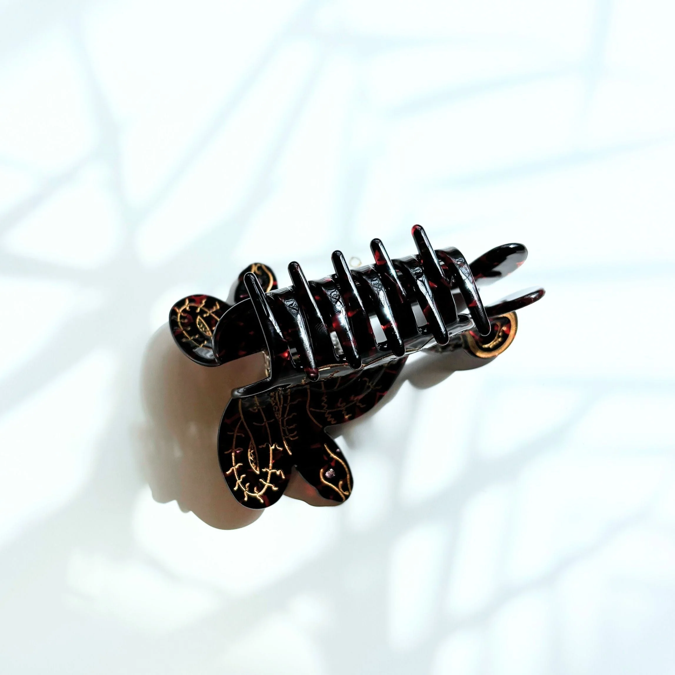 Velvet Claws Coiled Snake Claw in Brown Gold and Red Hair Clip - Image 6
