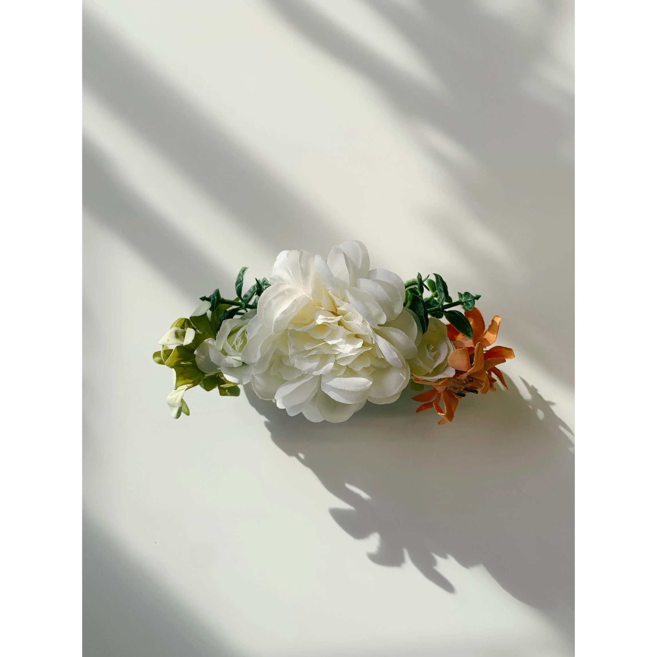 Velvet Claws Floral Hair Clip | Coral and White Blooms Hair Claw - Image 2