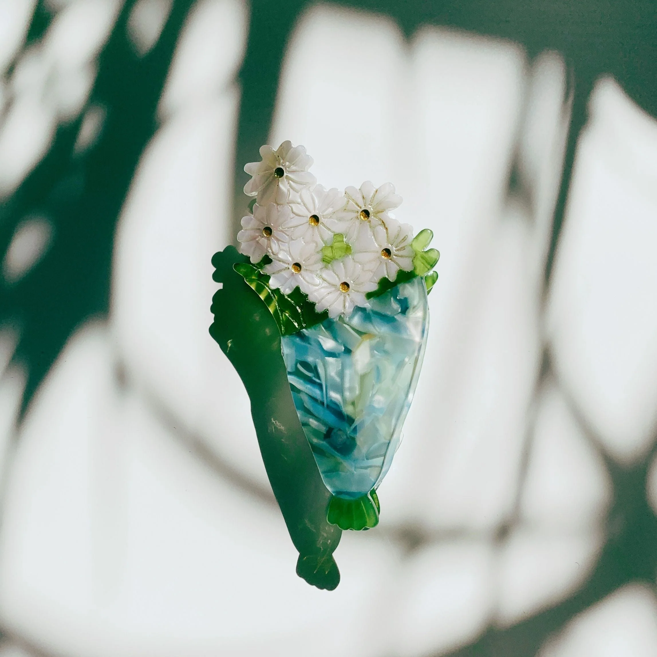 Velvet Claws Flower Bouquet Hair Claw - Image 5