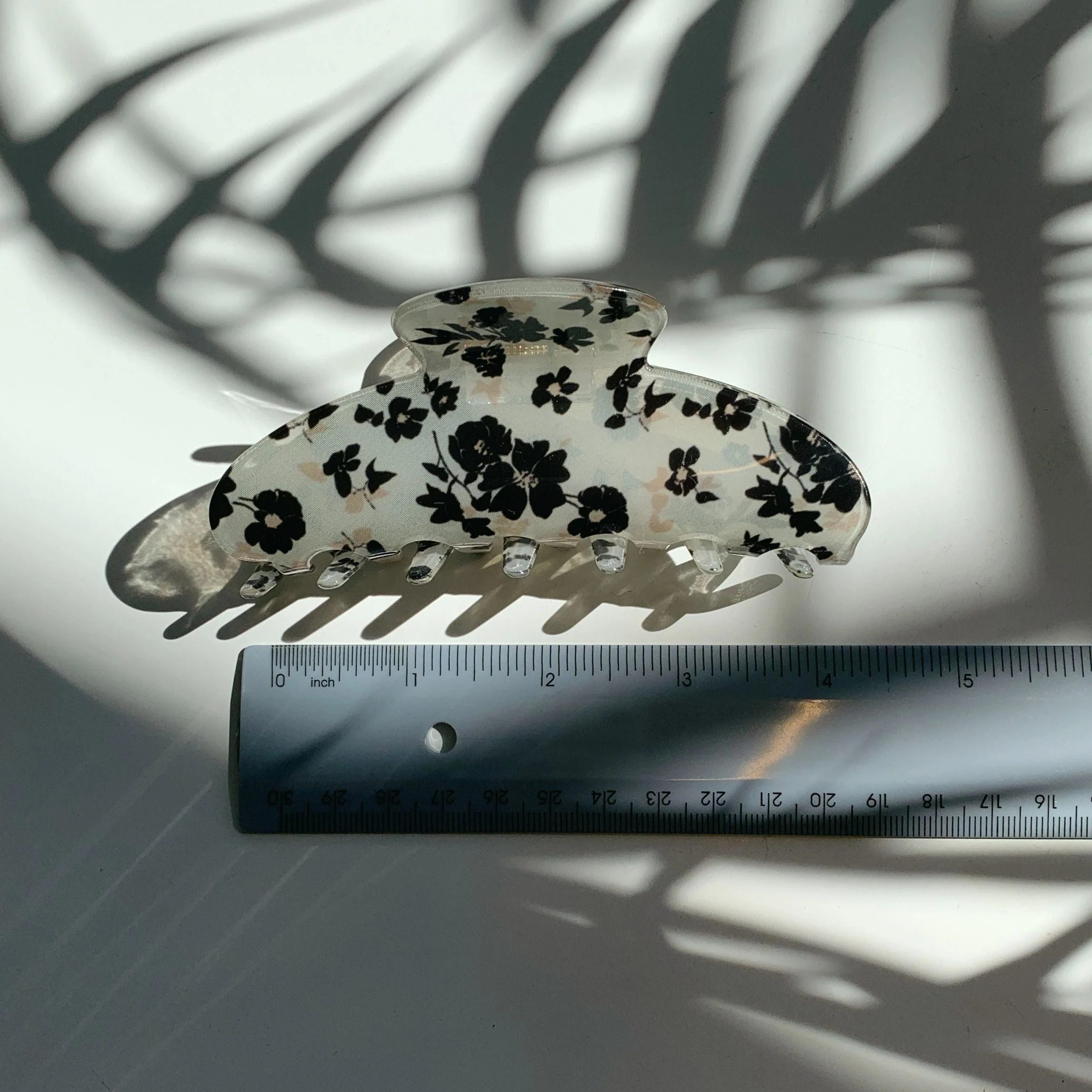Velvet Claws French Floral Black Flowers Hair Claw - Image 7