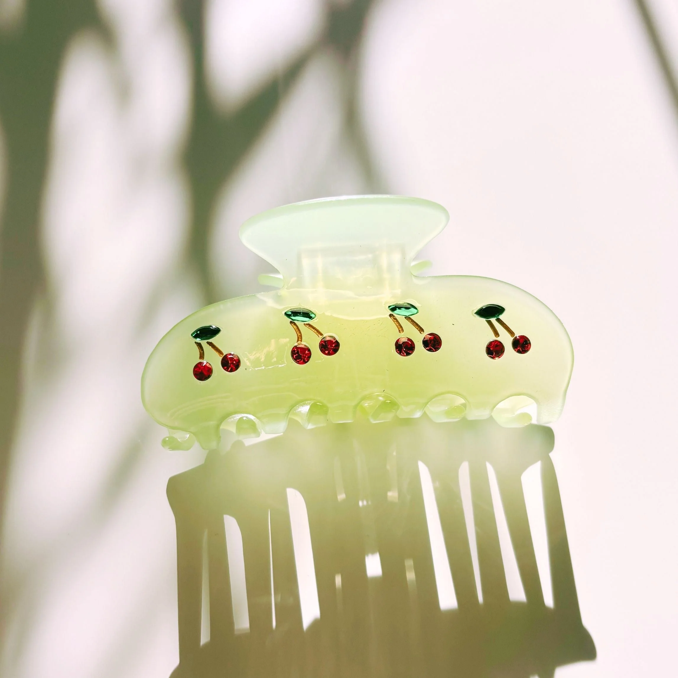 Velvet Claws Hair Clip | Cherries in Mint Ice - Image 2