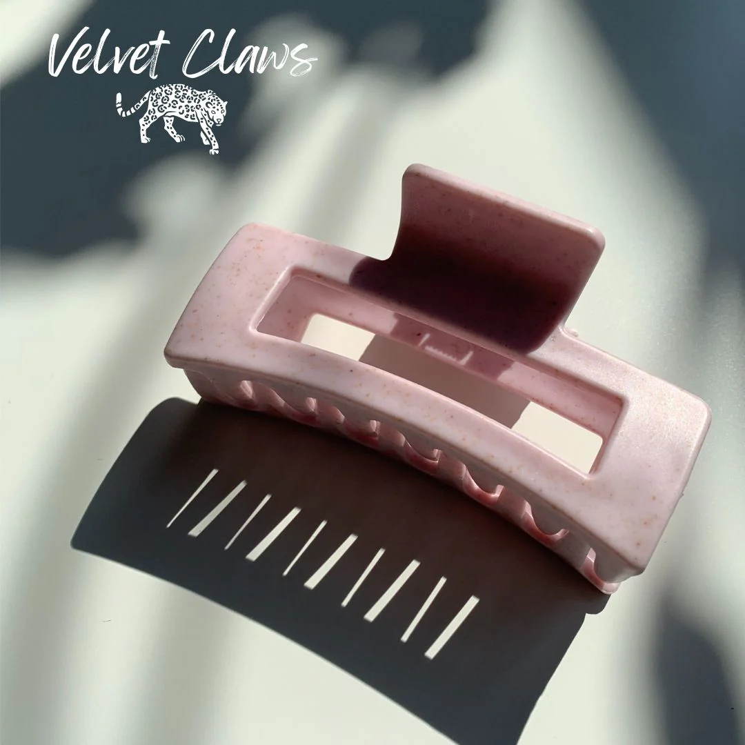 Velvet Claws Hair Clip | The Jada in Baby Pink Speckle Hair Claw - Image 4