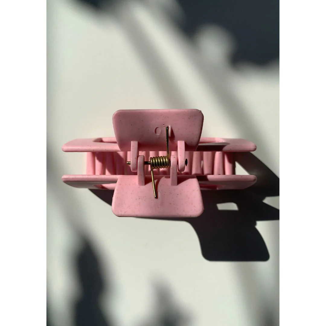 Velvet Claws Hair Clip | The Jada in Candy Pink Speckle Hair Claw - Image 2