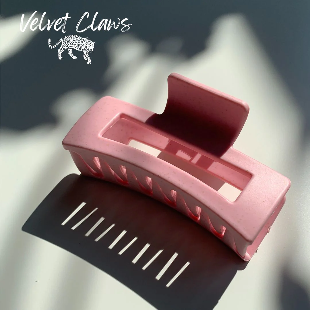 Velvet Claws Hair Clip | The Jada in Candy Pink Speckle Hair Claw - Image 4