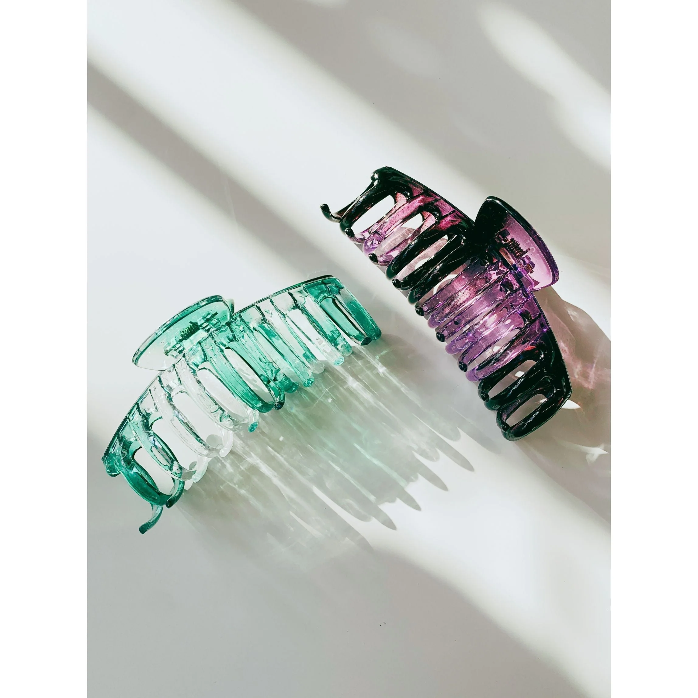 Velvet Claws Hair Clip | The Lobster in Translucent Green Hair Claw - Image 5