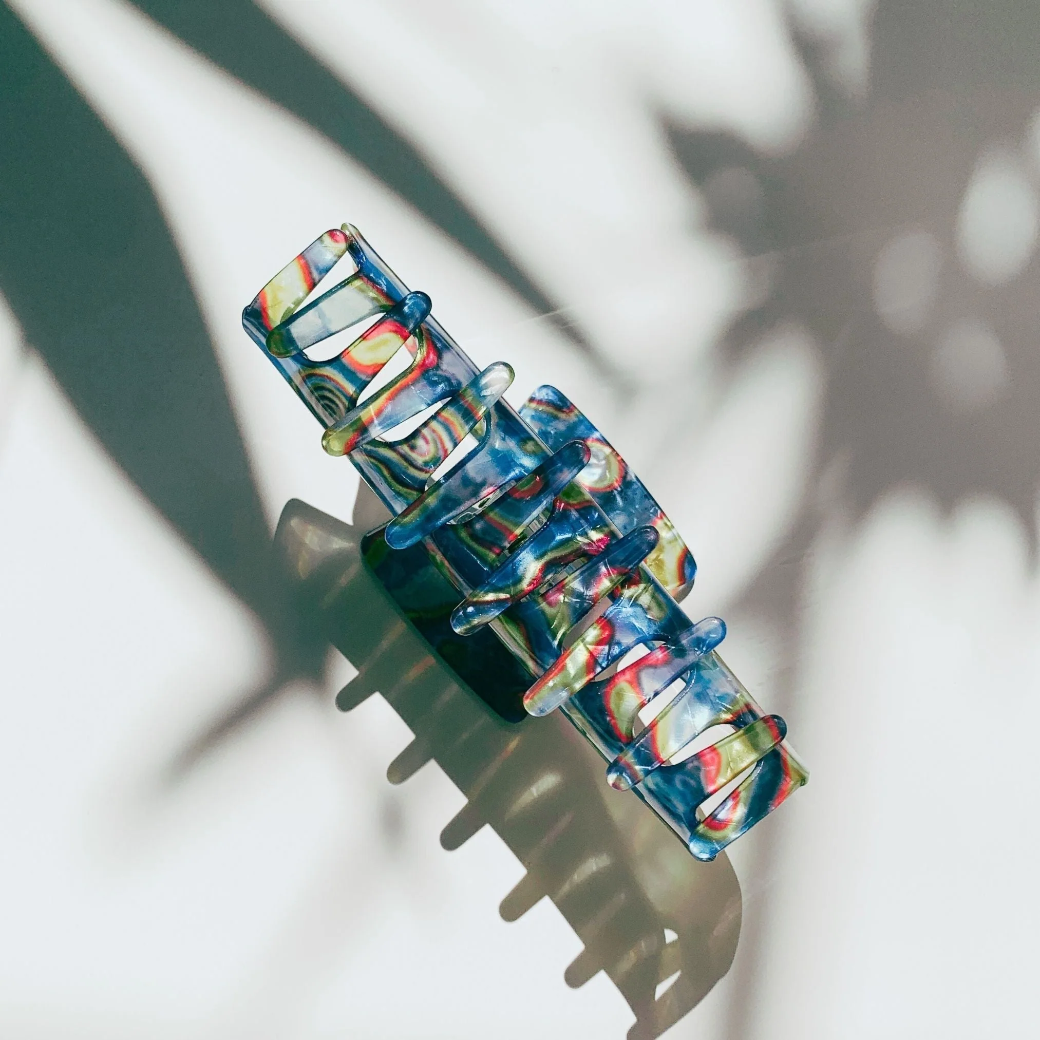Velvet Claws Hair Clip | The Psychedelic in Blue Acid Trip Hair Claw - Image 4