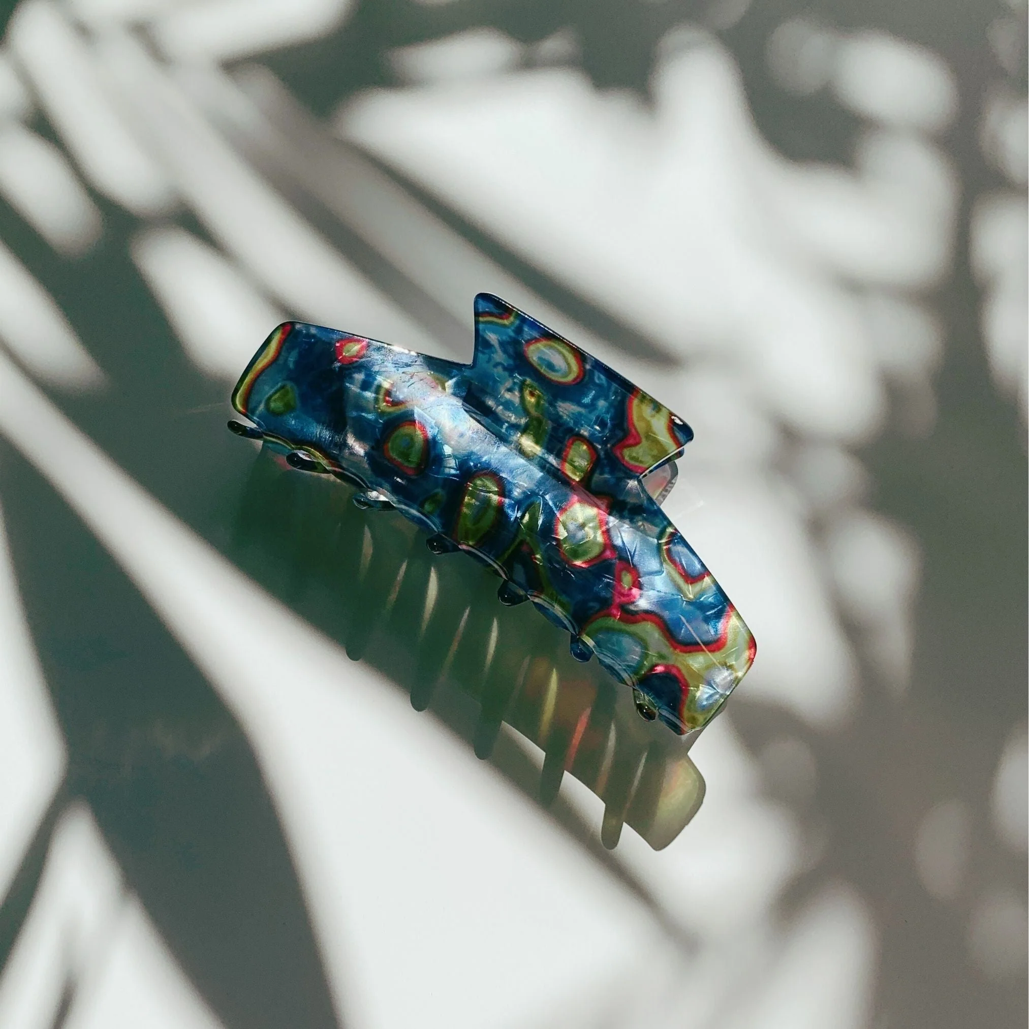 Velvet Claws Hair Clip | The Psychedelic in Blue Acid Trip Hair Claw - Image 6