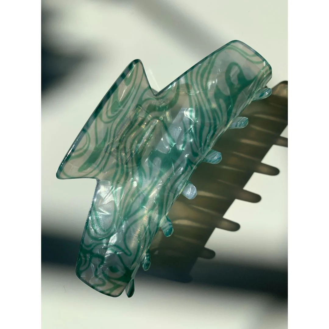 Velvet Claws Hair Clip | The Psychedelic in Nature Child Hair Claw - Image 2