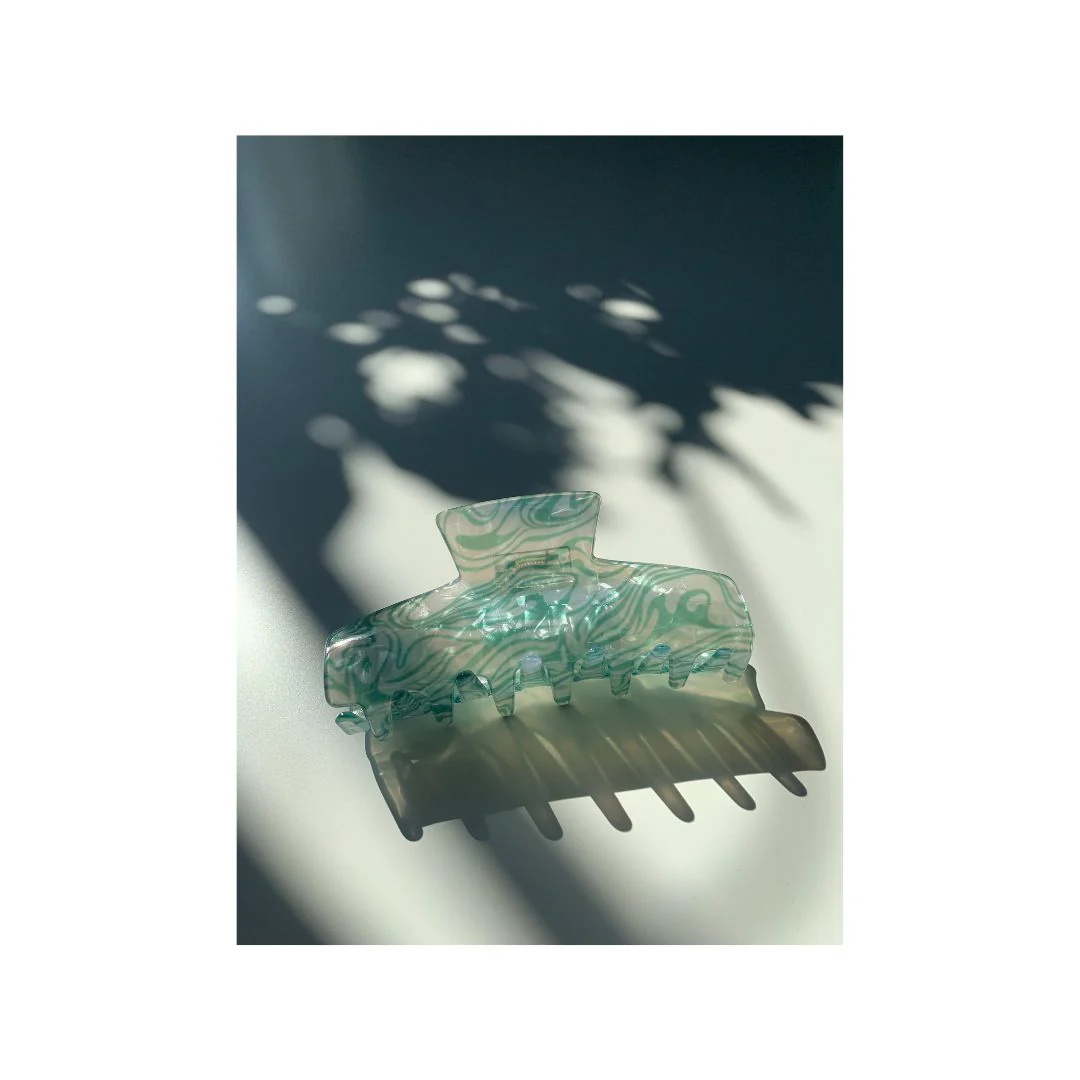 Velvet Claws Hair Clip | The Psychedelic in Nature Child Hair Claw - Image 3