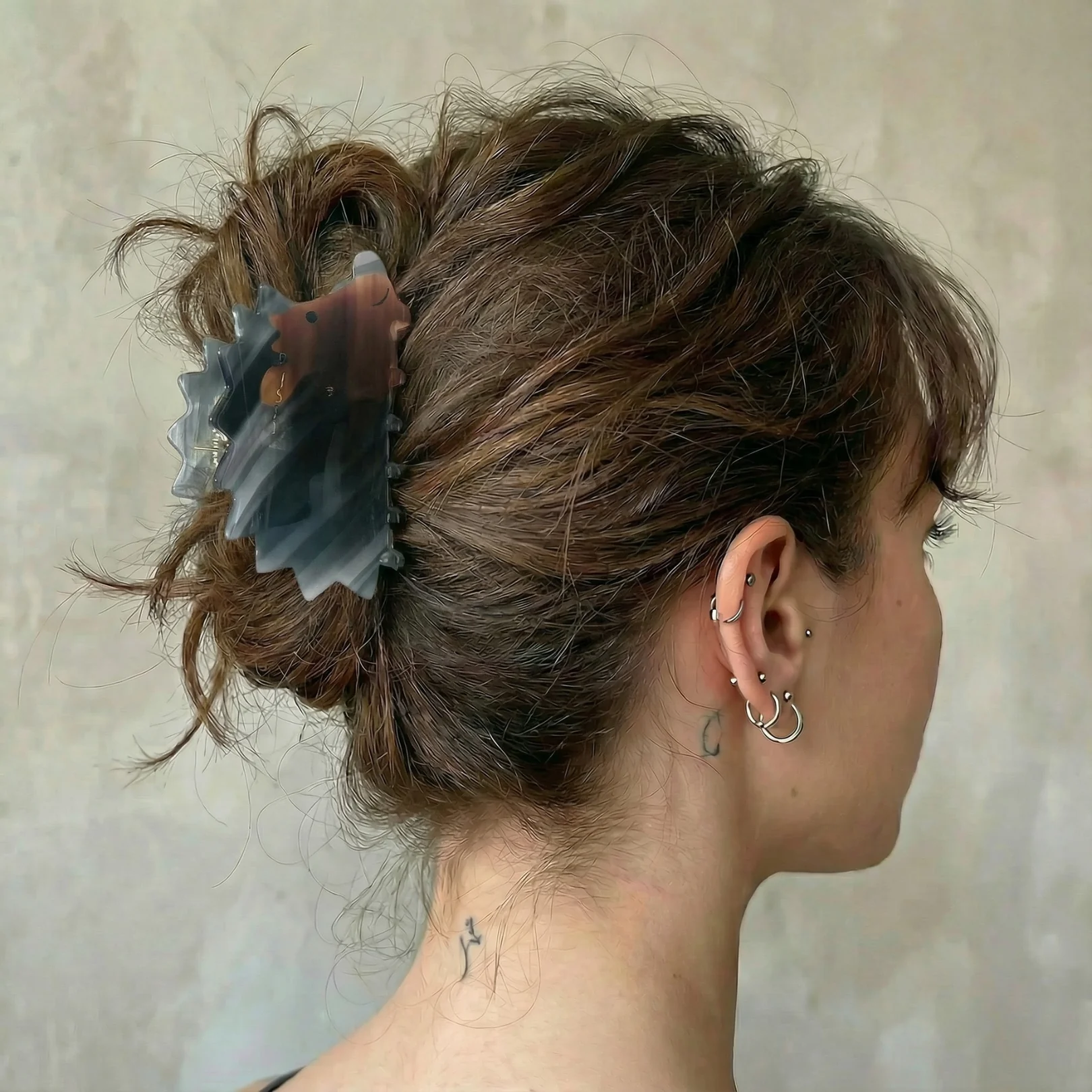 Velvet Claws Hedgehog Hair Clip - Image 2