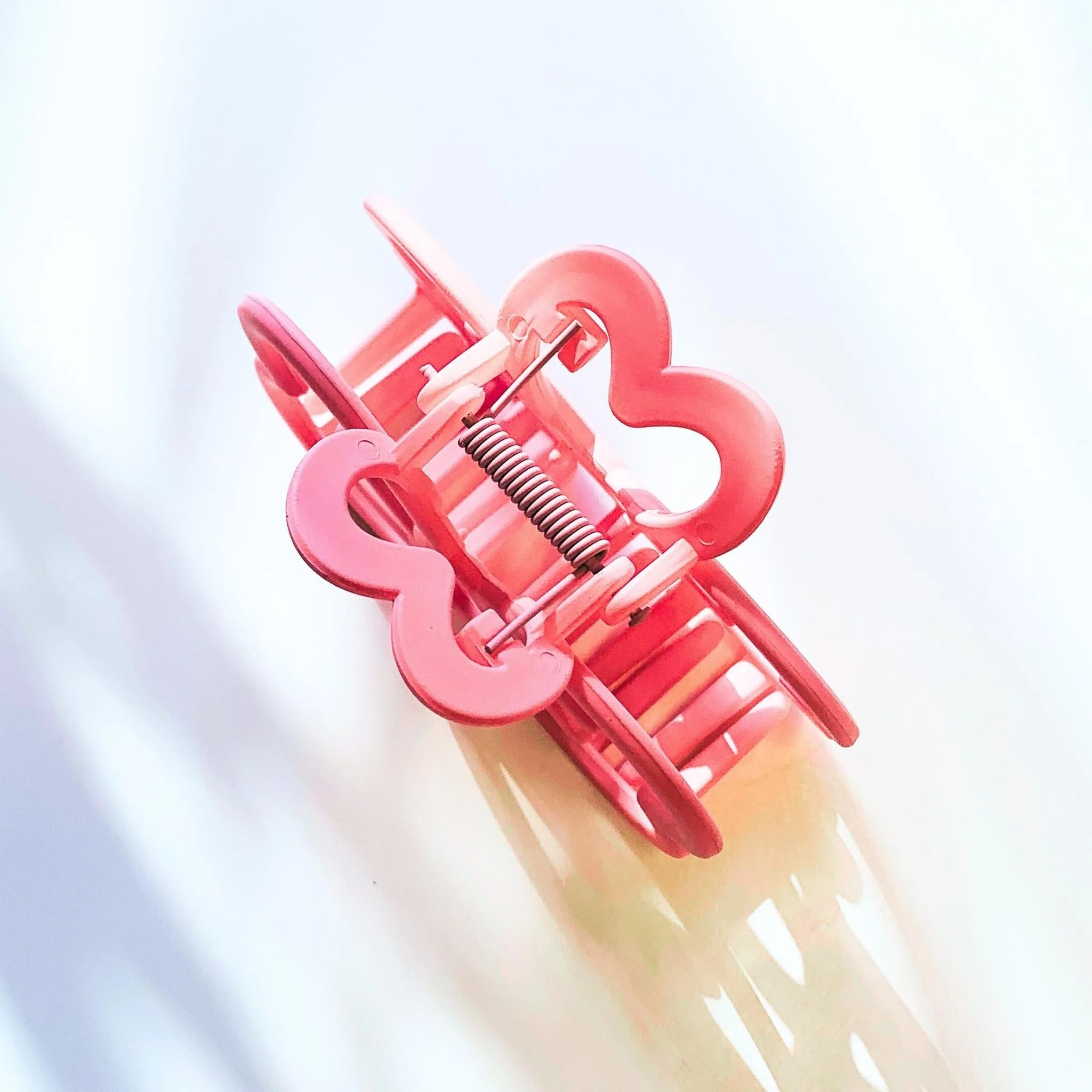 Velvet Claws Hello Cat Pink Bow Hair Clip - Image 2