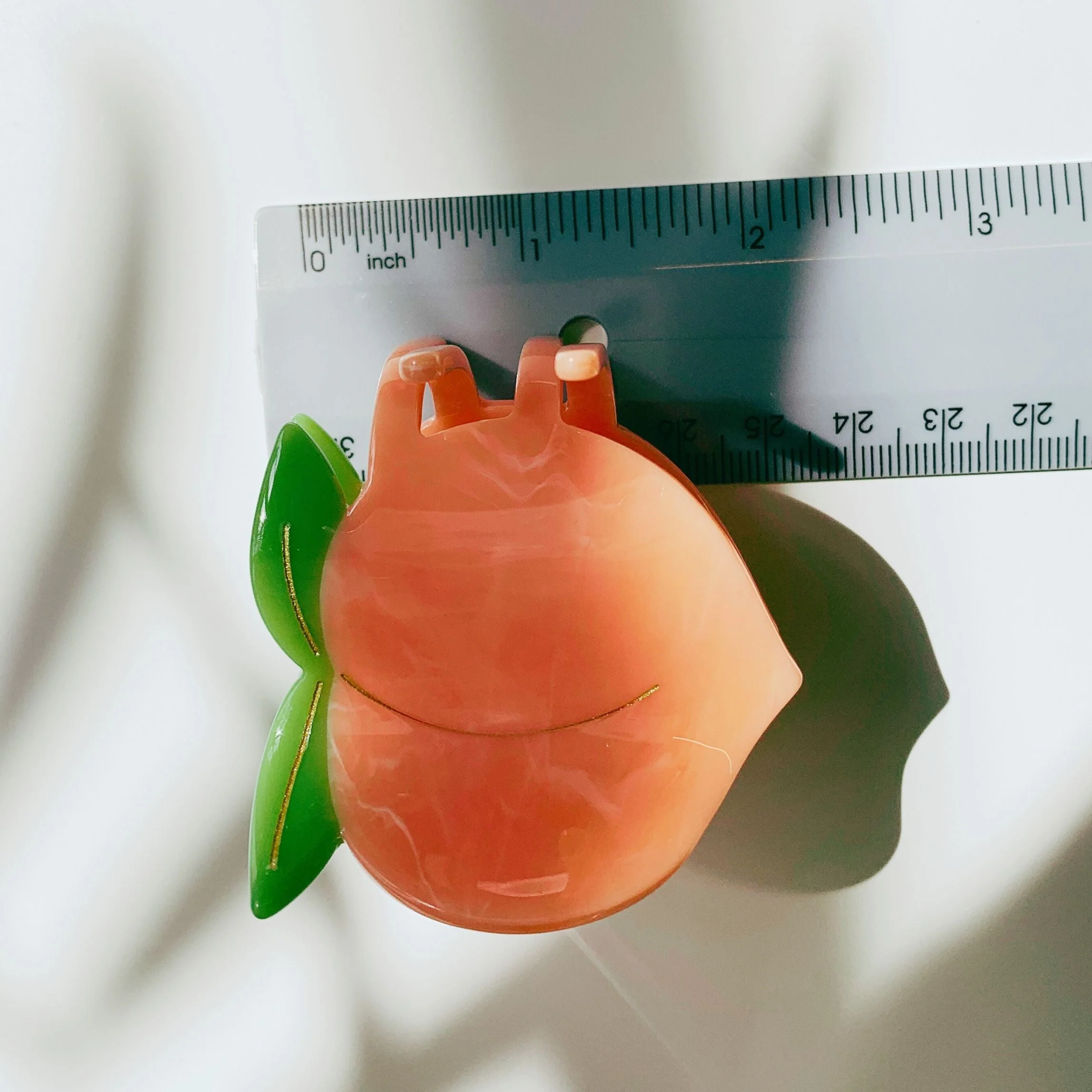 Velvet Claws Jane and the Medium Peach Mini Hair Claw - Image 10