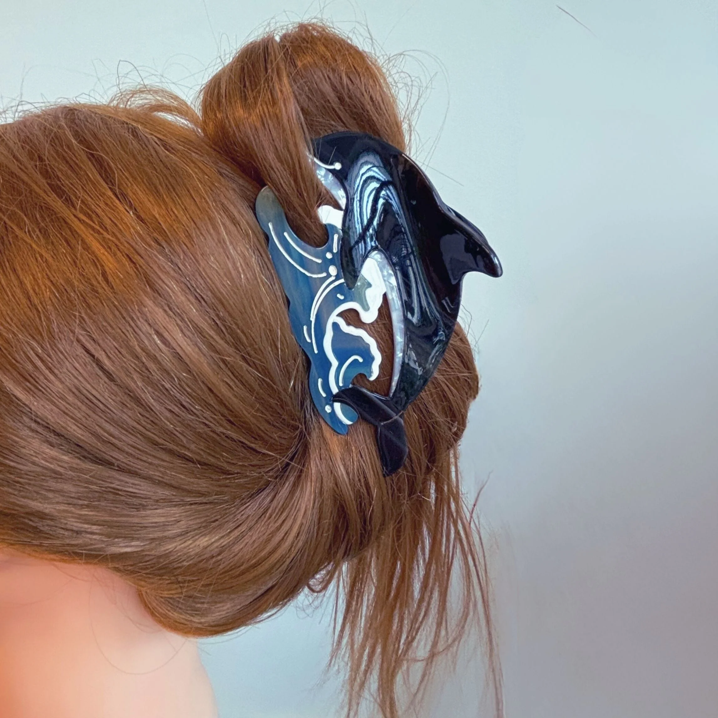 Velvet Claws Killer Whale Orca Hair Claw - Image 2