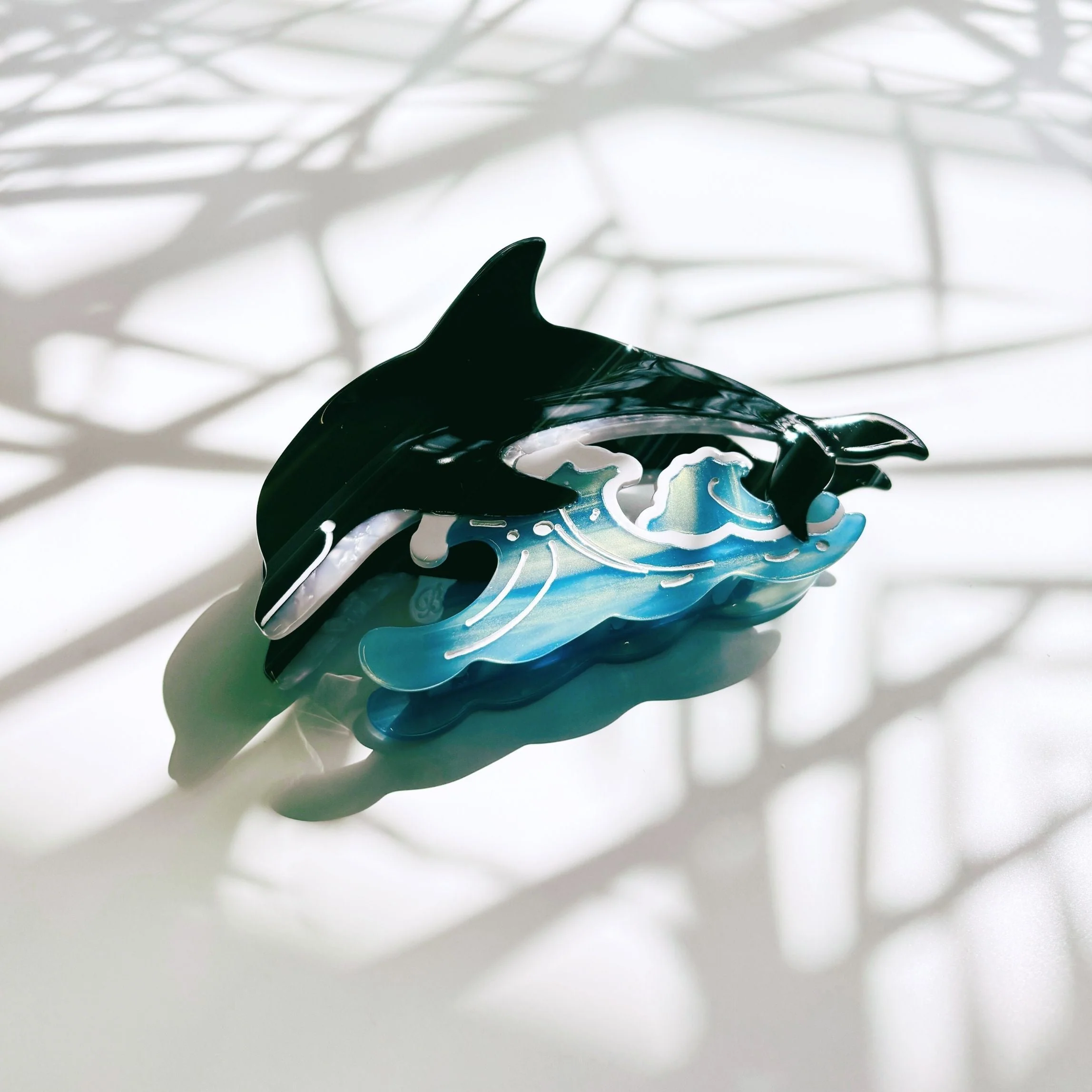 Velvet Claws Killer Whale Orca Hair Claw - Image 9