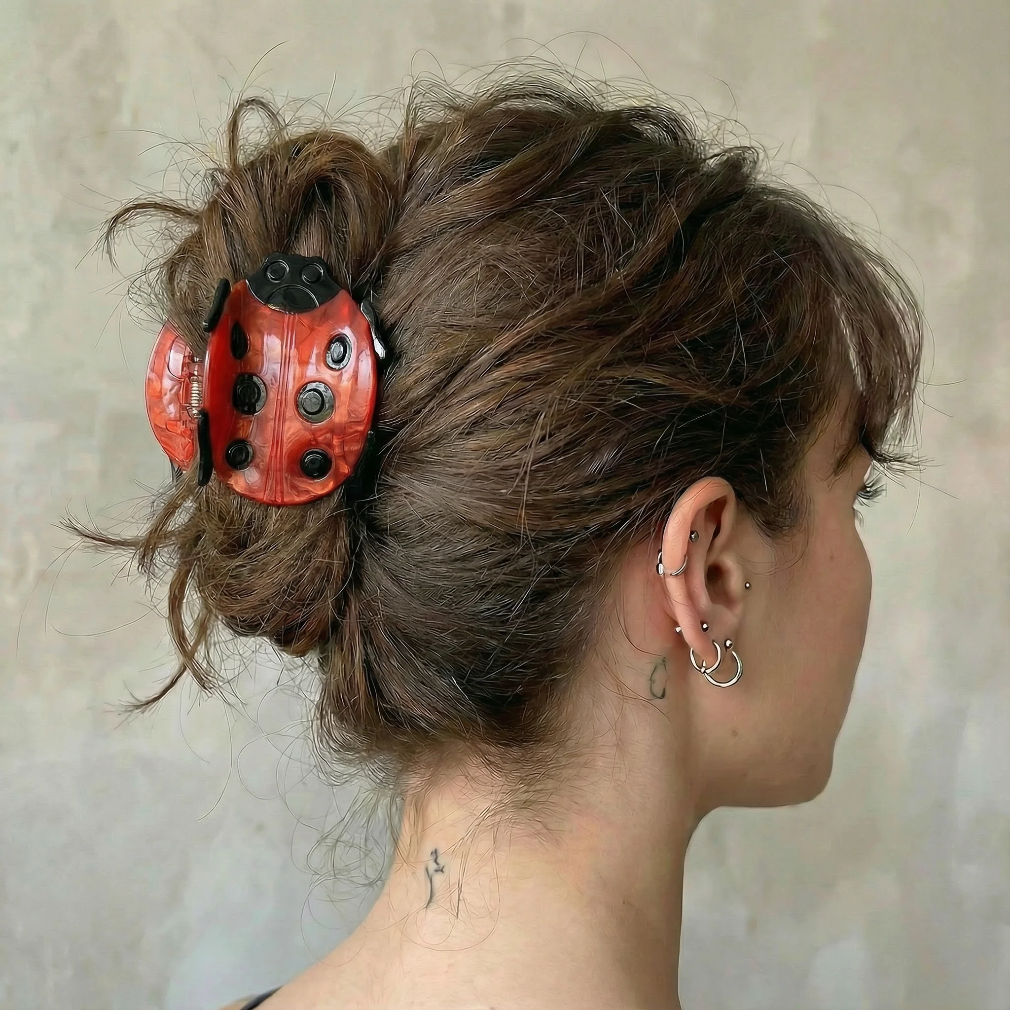 Velvet Claws Ladybug Hair Claw - Image 2