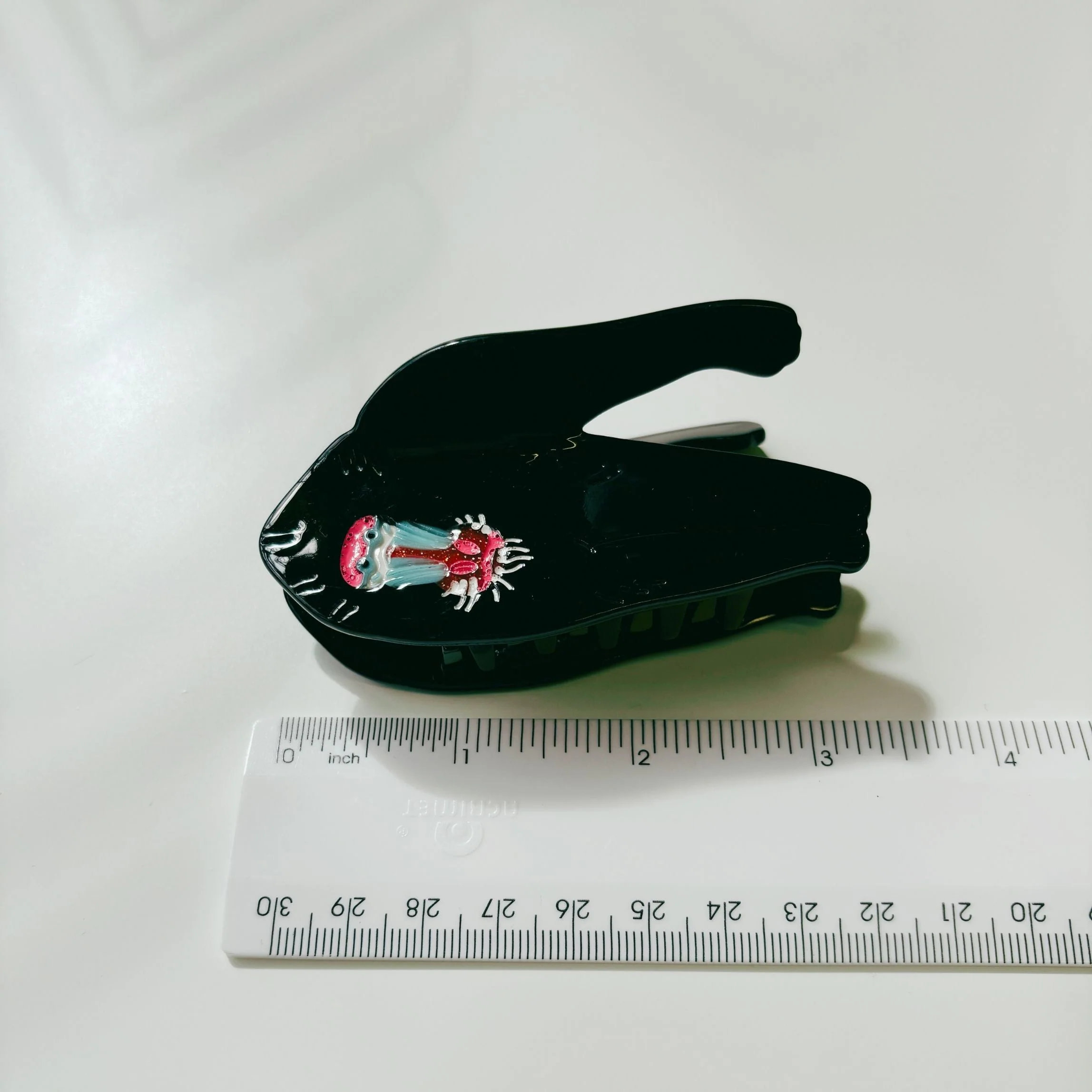 Velvet Claws Mandrill Ape Hair Claw in Black - Image 10