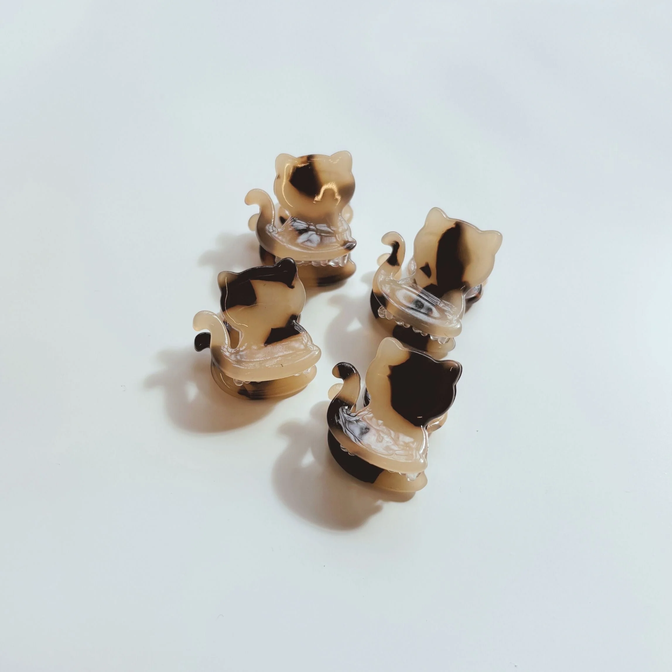 Velvet Claws Mini Kitty Claw Set of 4 Hair Claws | Hair Claw Clip - Image 3