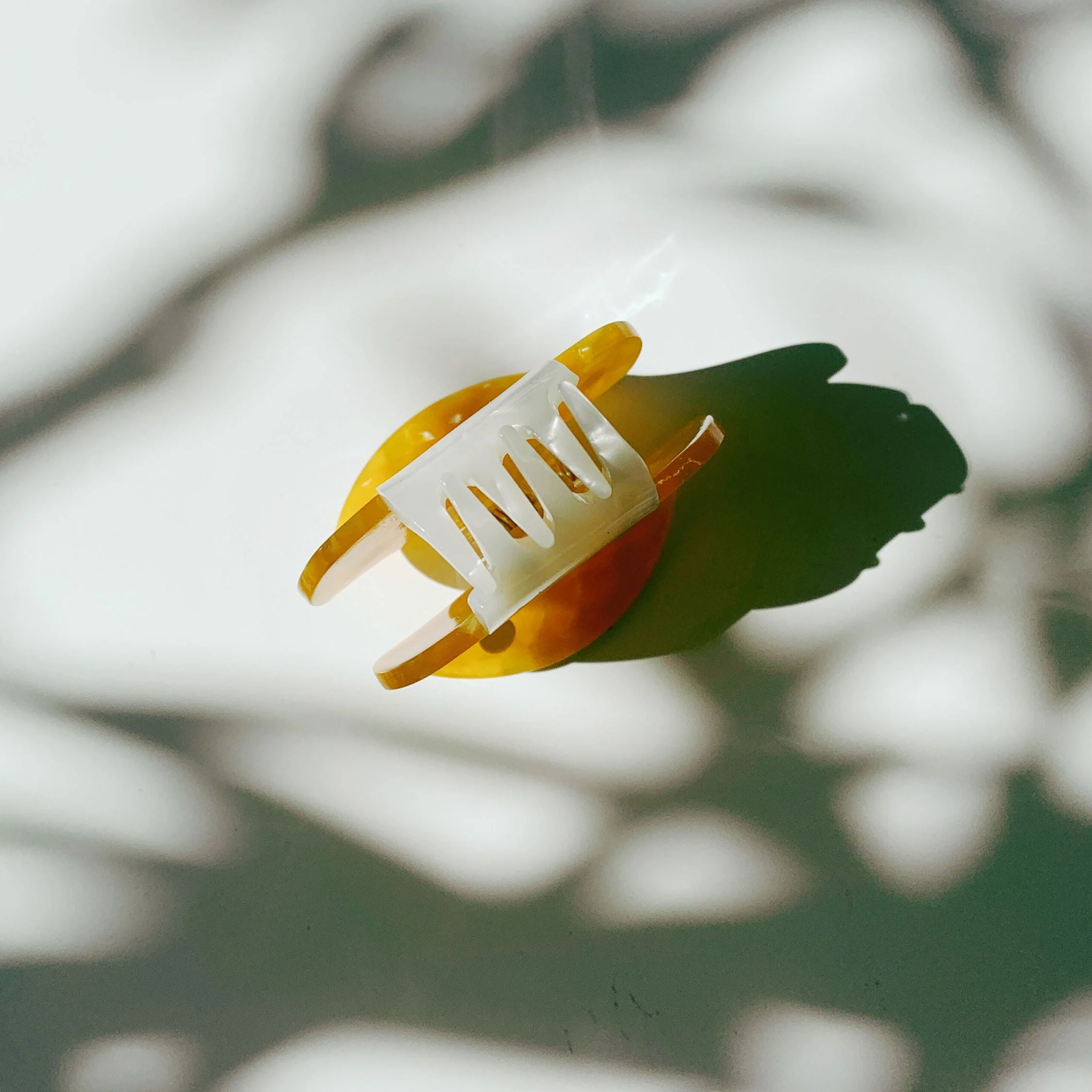 Velvet Claws Mini Mushroom Hair Clip in Orange - Image 3