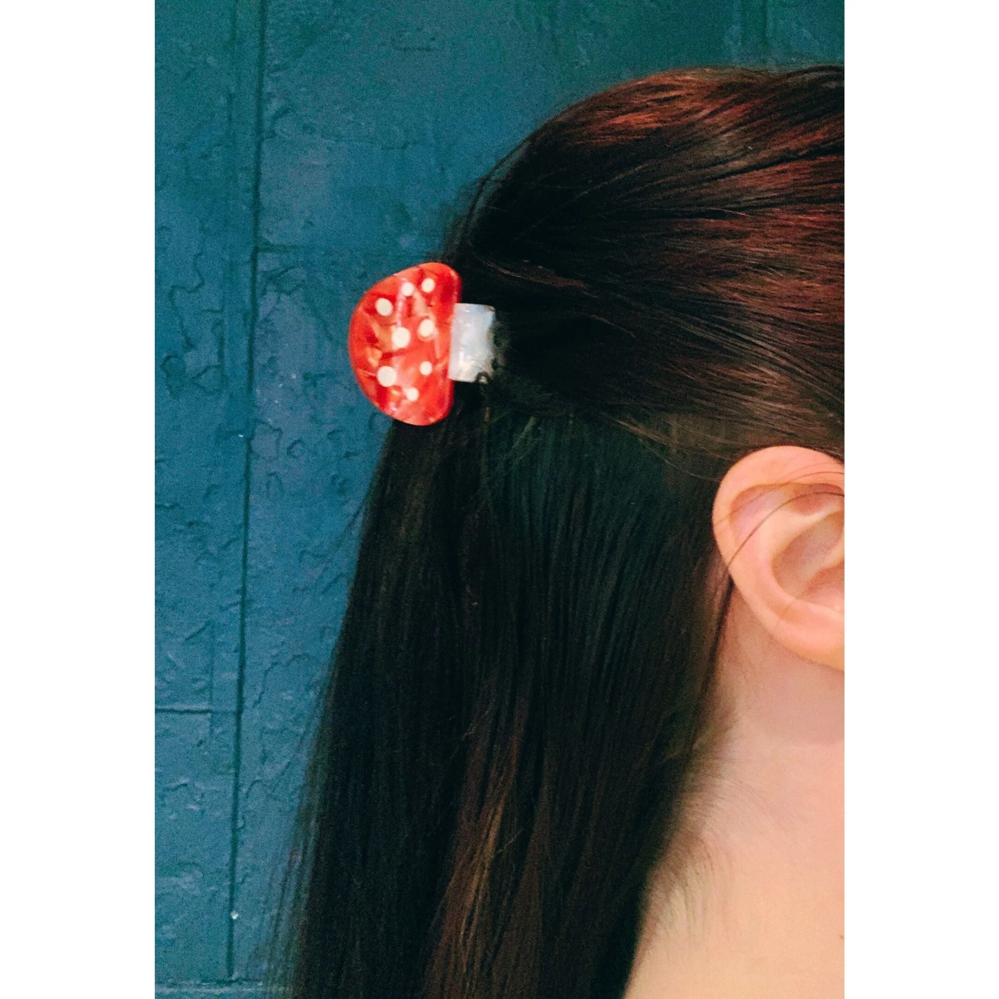 Velvet Claws Mini Mushroom Hair Clip in Red - Image 7