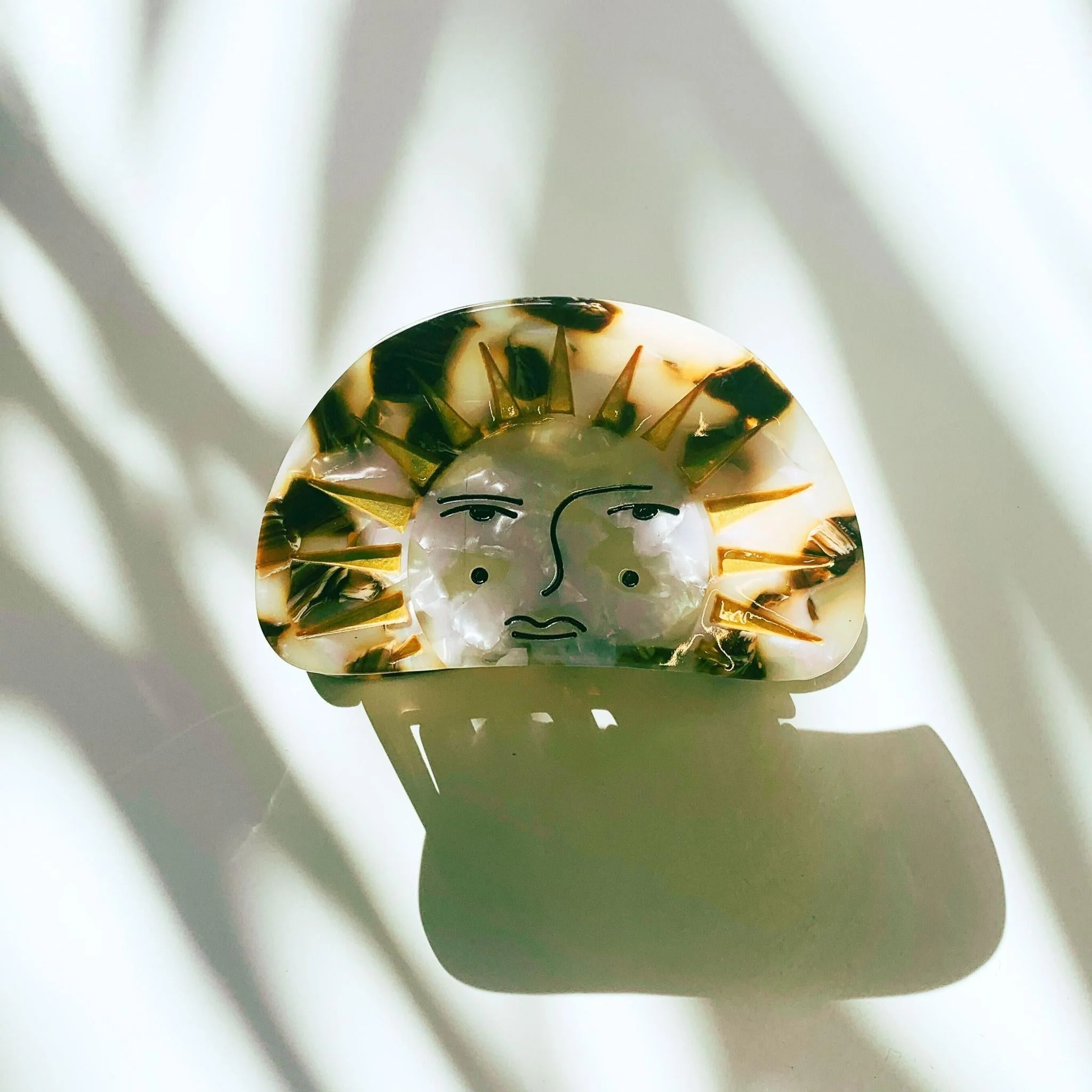 Velvet Claws Mr. Golden Sun Hair Clip - Image 5