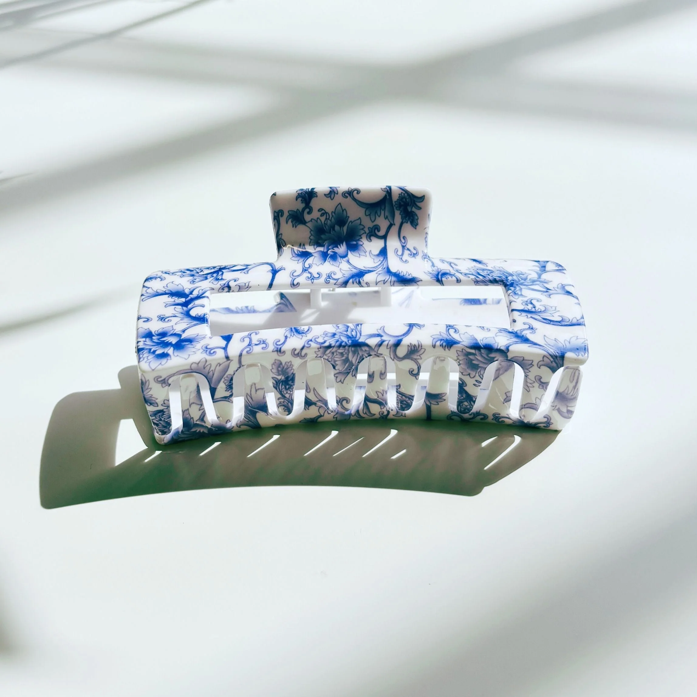 Velvet Claws Painted Pottery Blue Floral Hair Clip - Image 4