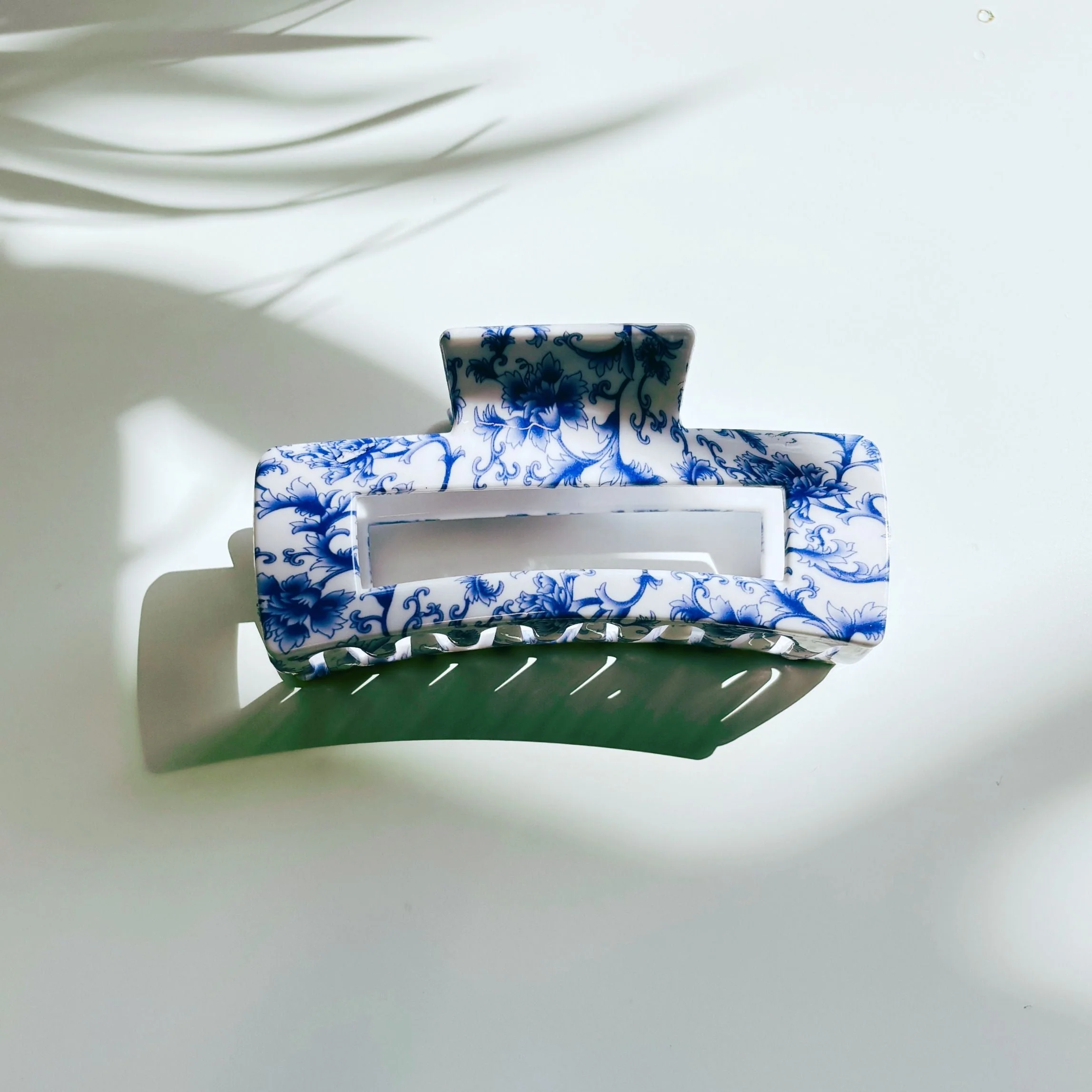 Velvet Claws Painted Pottery Blue Floral Hair Clip - Image 7