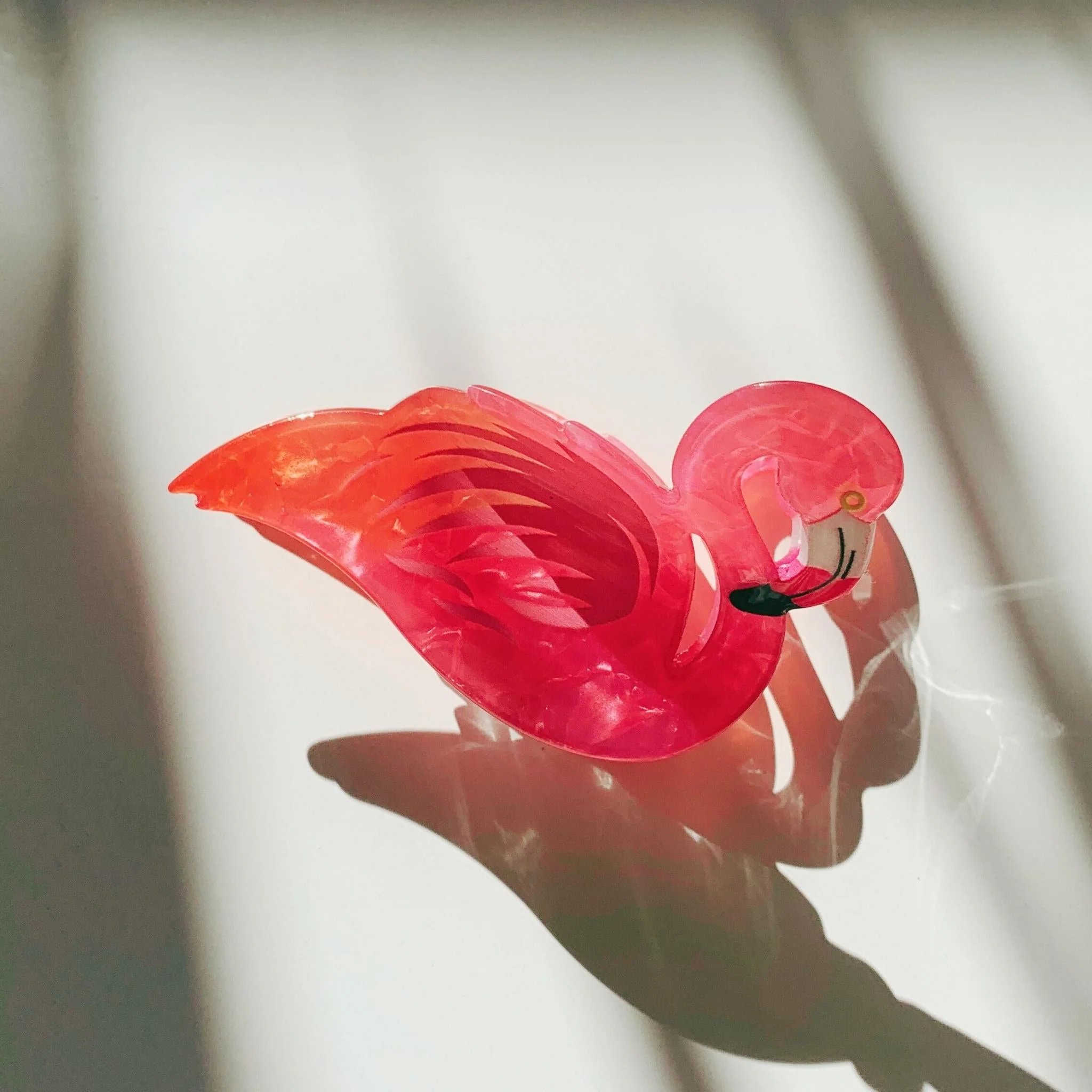 Velvet Claws Pink Flamingo Hair Clip - Image 4