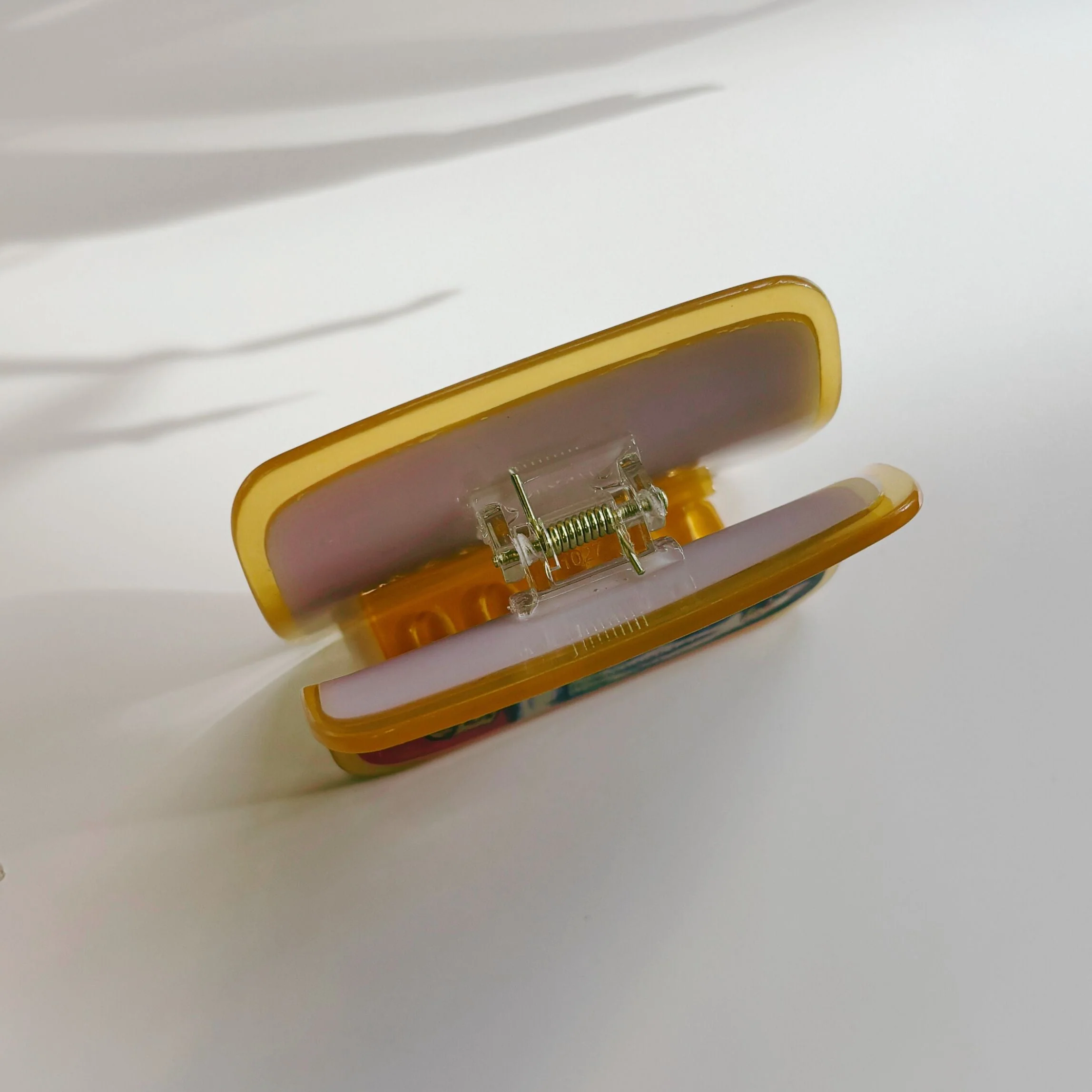 Velvet Claws Tinned Sardines Hair Clip - Image 4