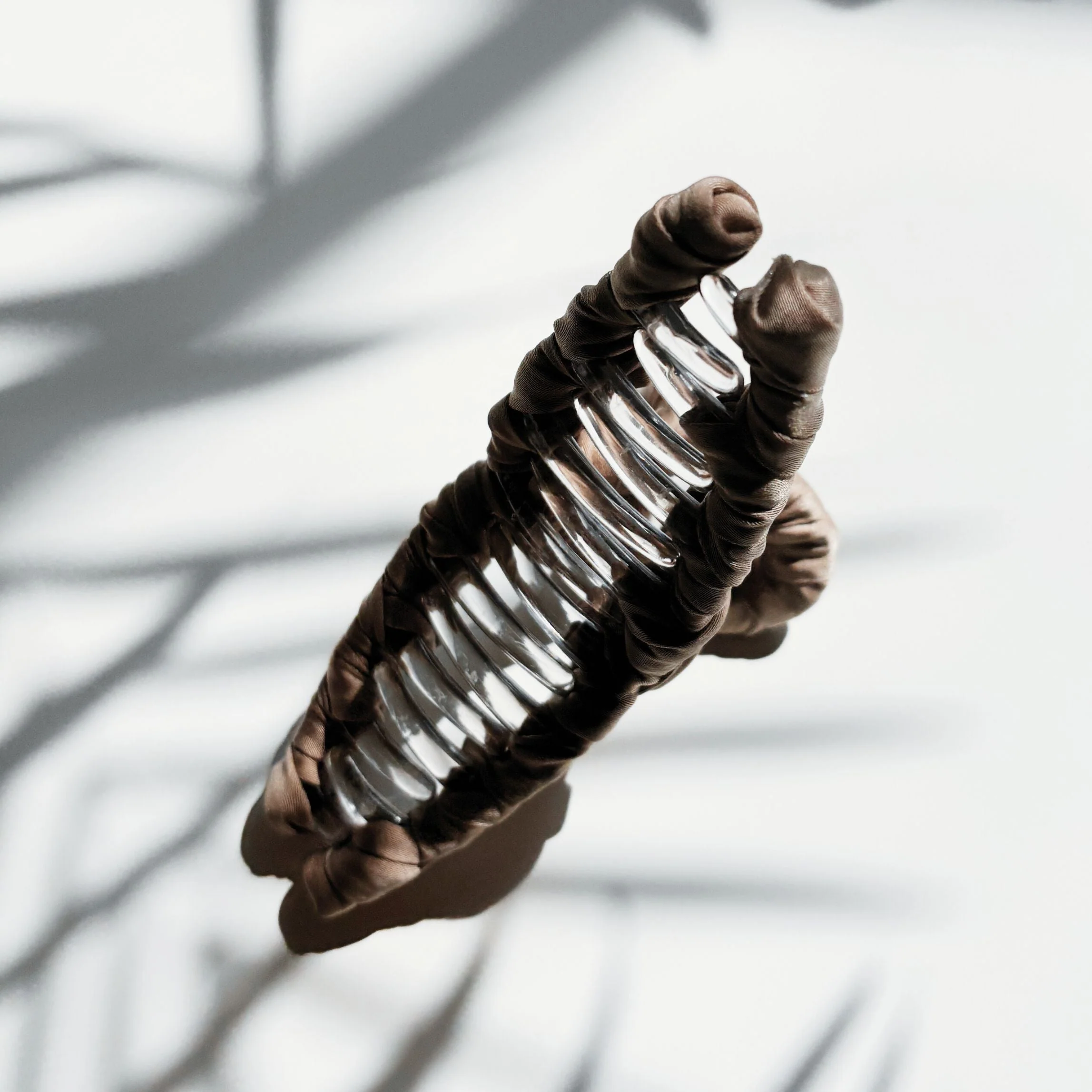 Velvet Claws Ultra Profesh Satin Wrapped Thin Hair Claw in Bronze - Image 7