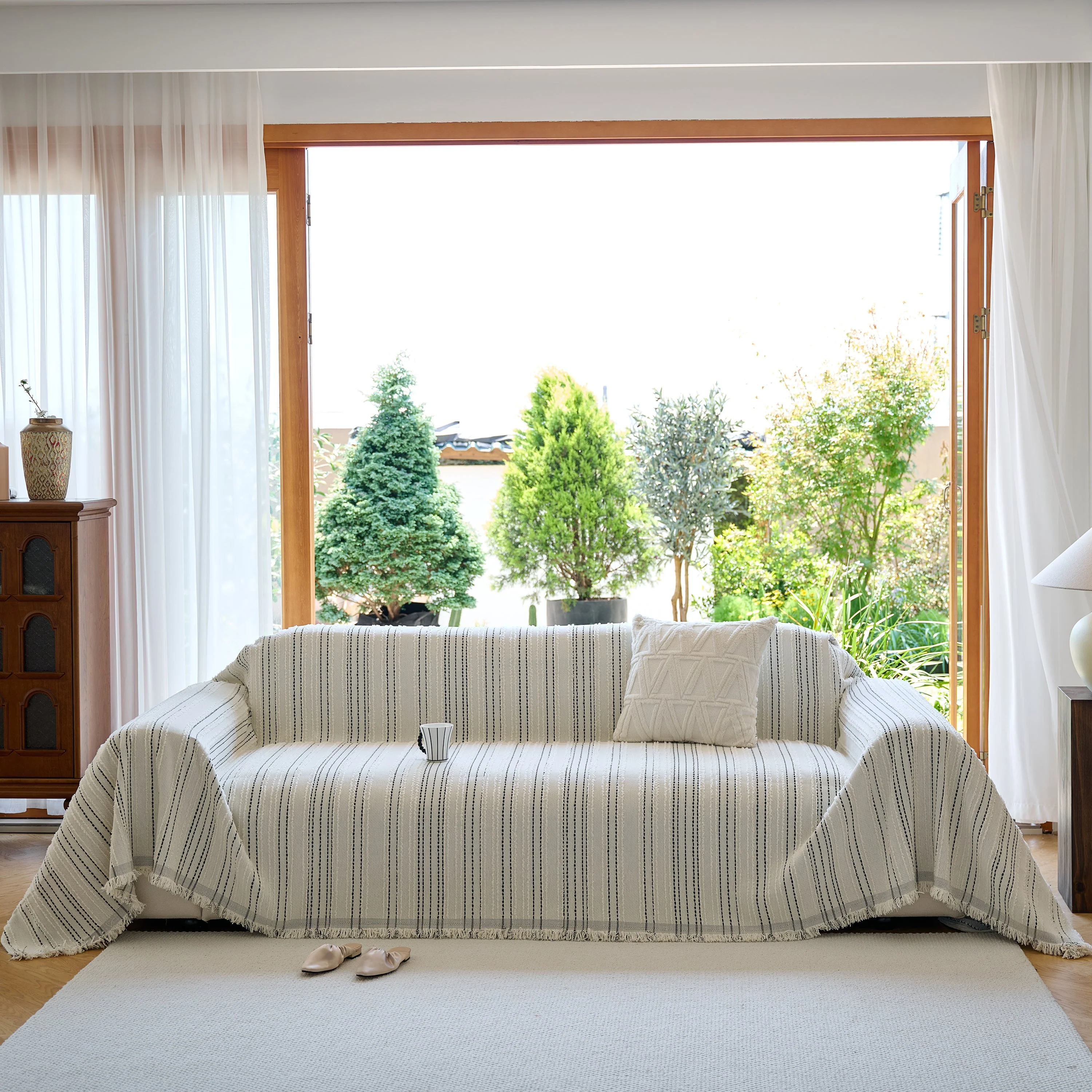 Vintage-Inspired Striped Blankets for Couch Covers Luxury Couch Throw Cover with Timeless Elegance - Image 27