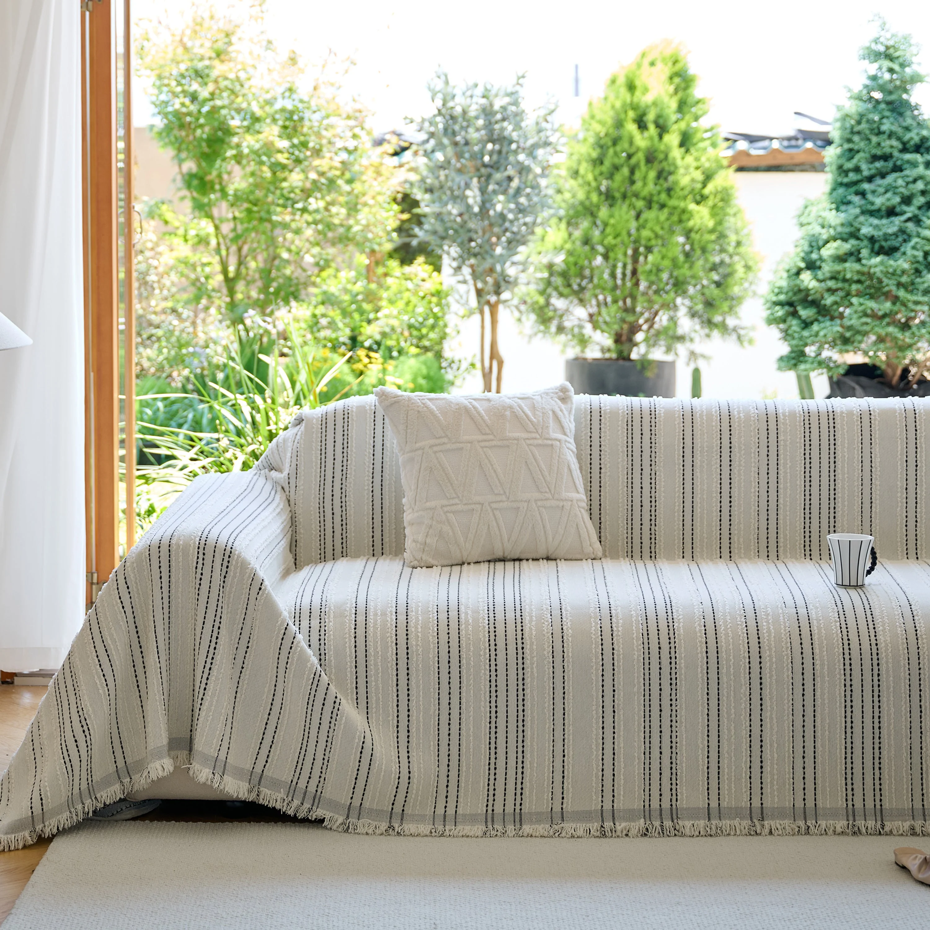 Vintage-Inspired Striped Blankets for Couch Covers Luxury Couch Throw Cover with Timeless Elegance - Image 28