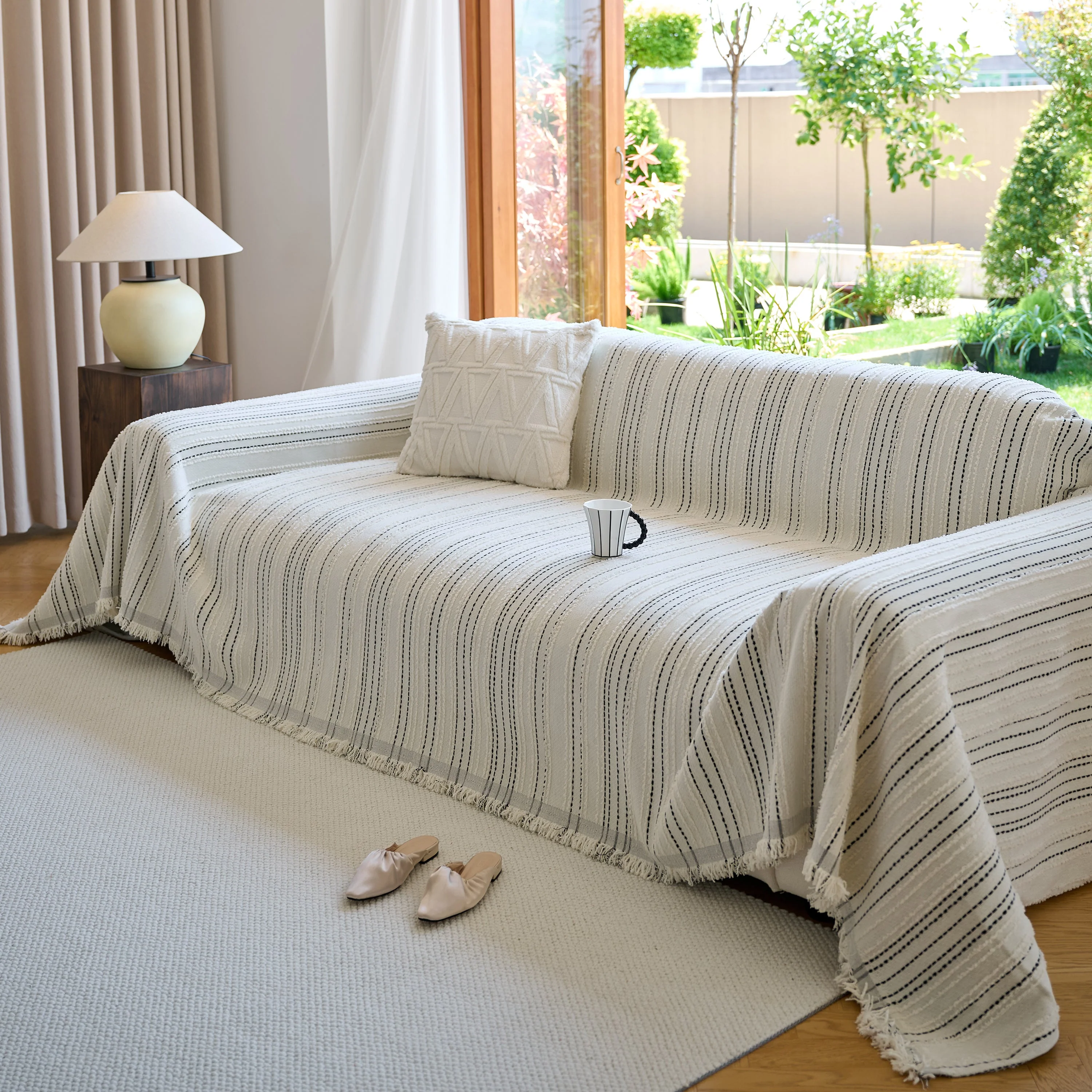 Vintage-Inspired Striped Blankets for Couch Covers Luxury Couch Throw Cover with Timeless Elegance - Image 29
