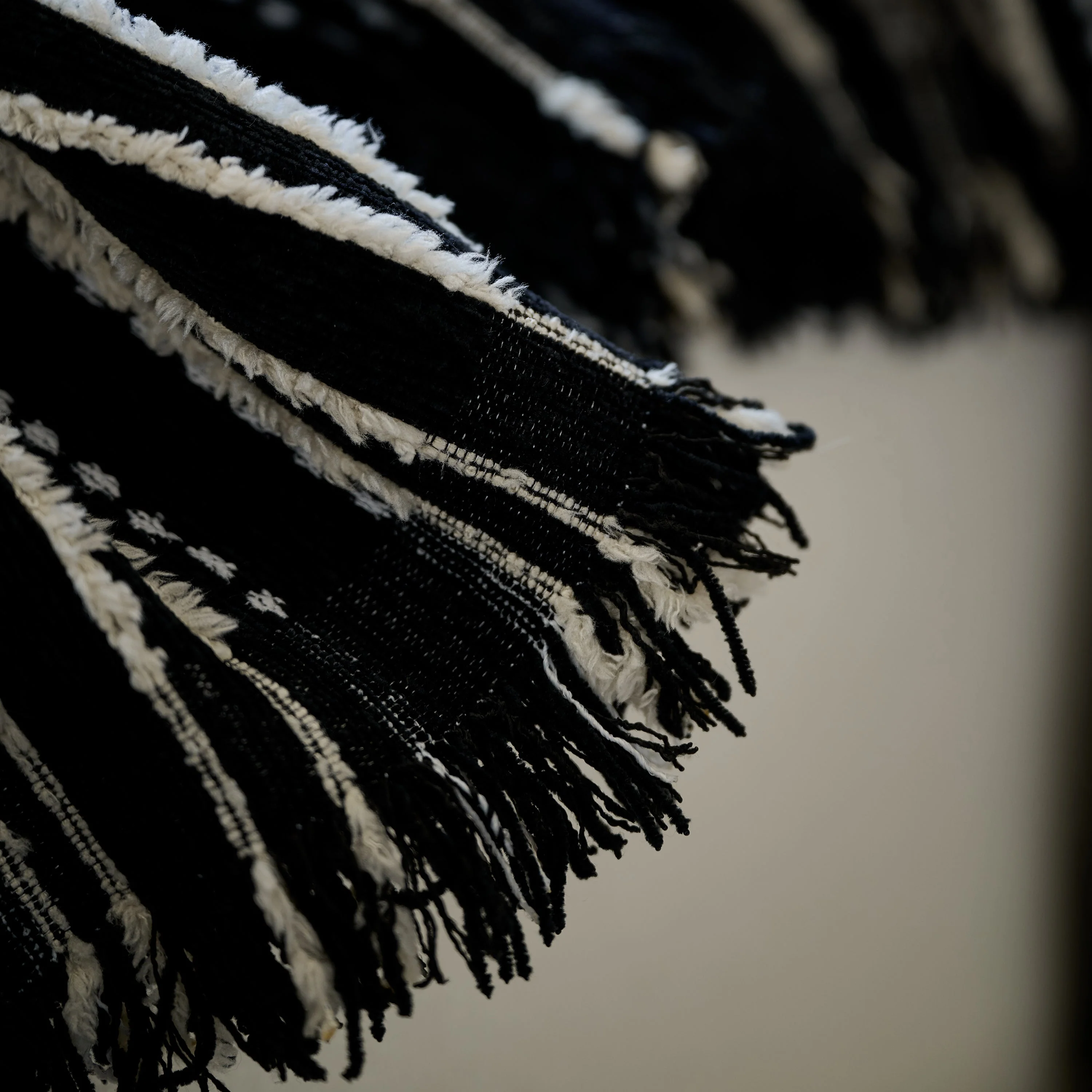 Vintage-Inspired Striped Blankets for Couch Covers Luxury Couch Throw Cover with Timeless Elegance - Image 63