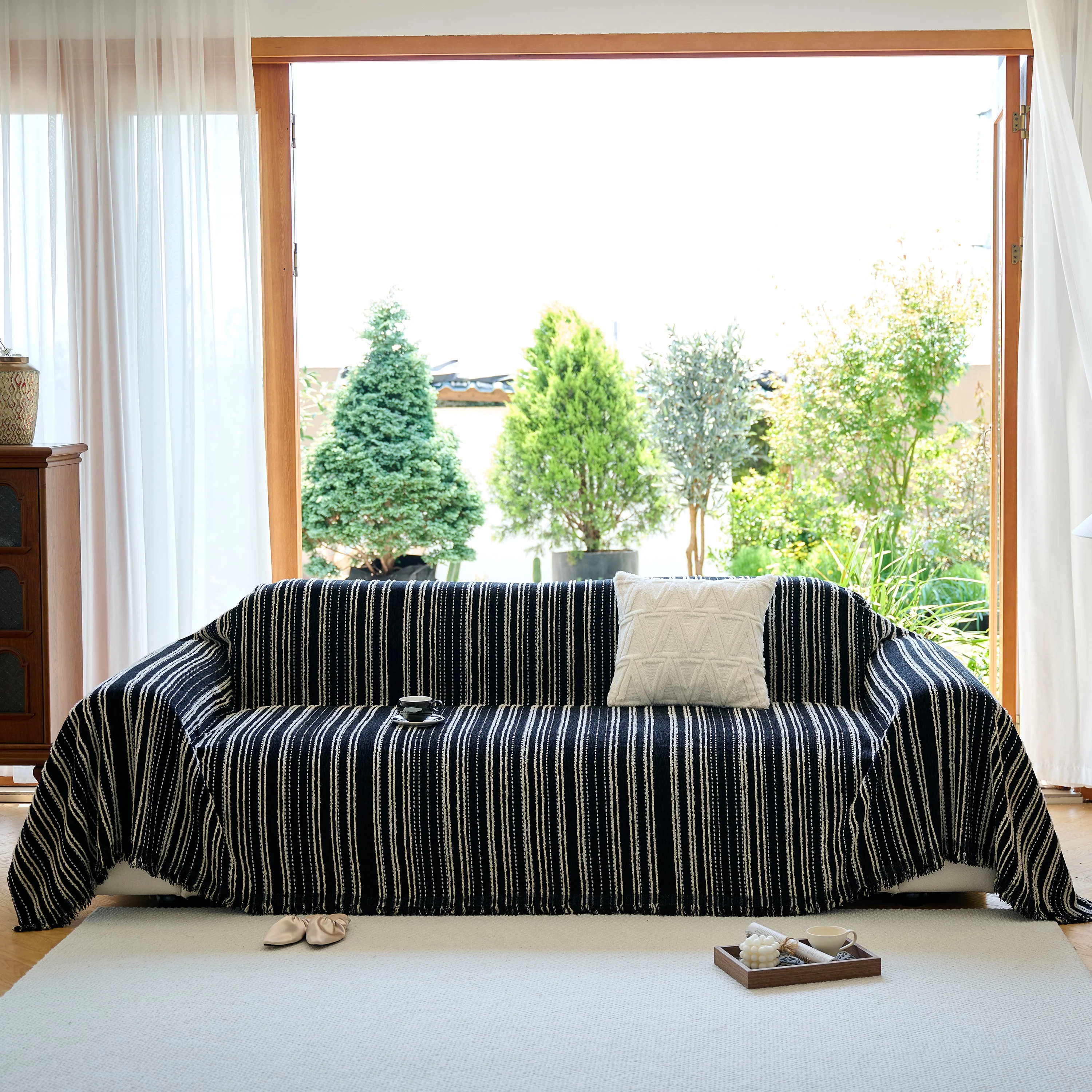 Vintage-Inspired Striped Blankets for Couch Covers Luxury Couch Throw Cover with Timeless Elegance - Image 75