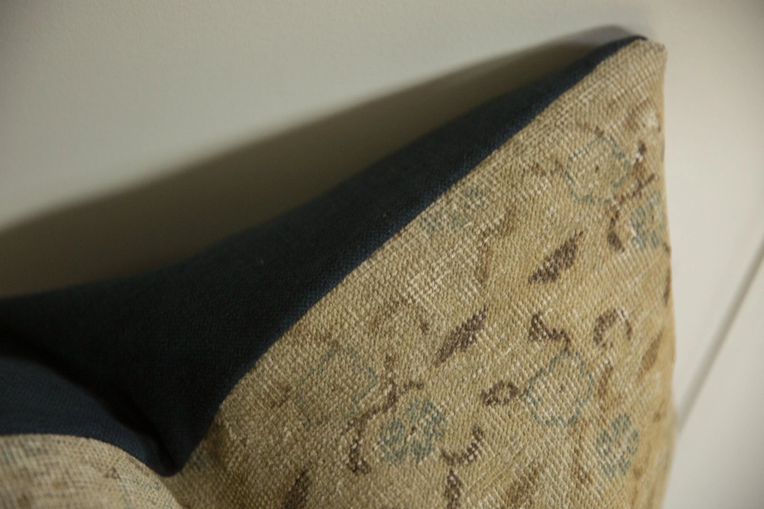 Vintage Turkish Sivas Rug Fragment Pillow - Image 5