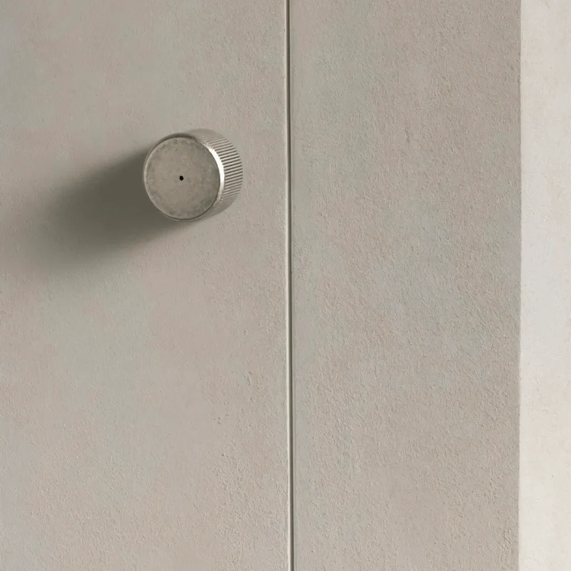 Vorn Handle and Lock - Open Box - Image 10