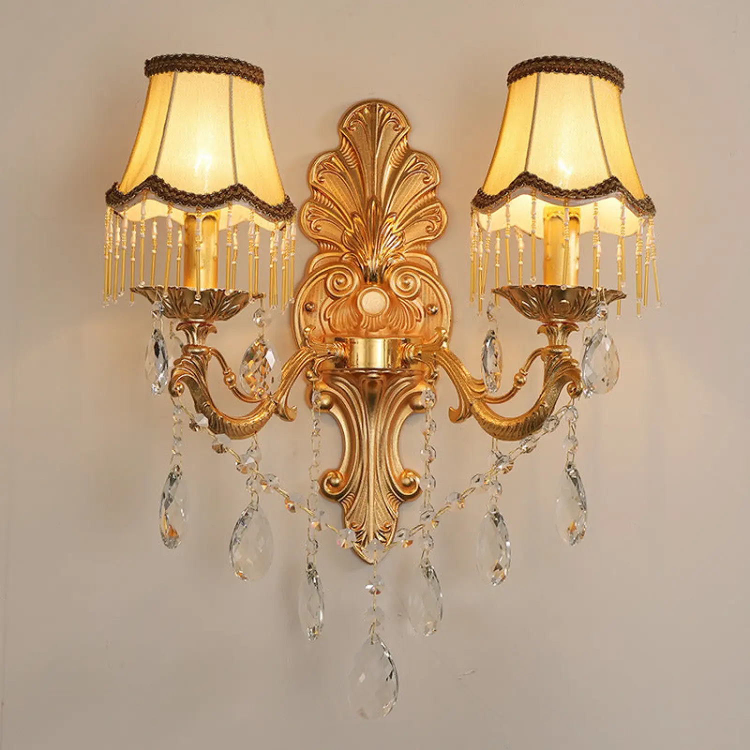 Wall Chandelier with Vintage Design for Elegant and Cozy Ambiance - Image 11